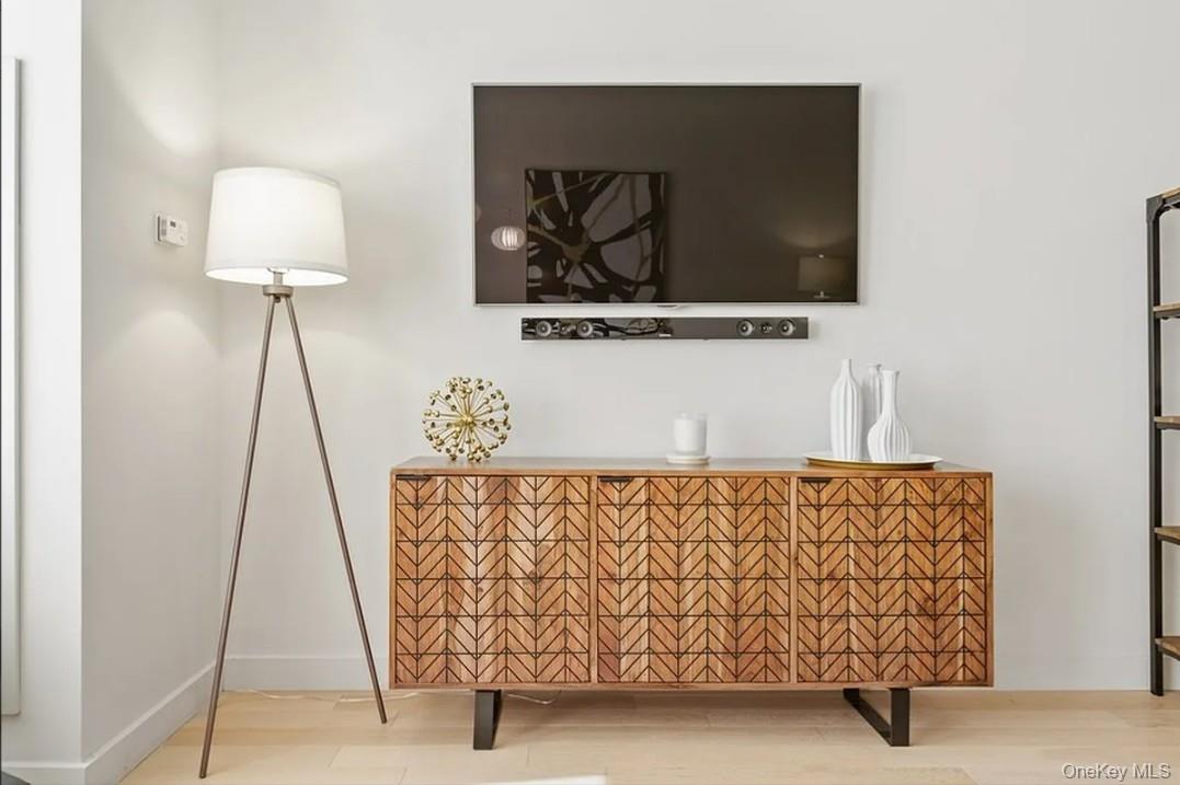 75 Wall Street Unit 36R, Manhattan NY 10005