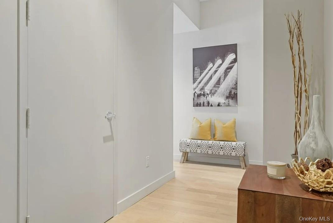 75 Wall Street Unit 36R, Manhattan NY 10005