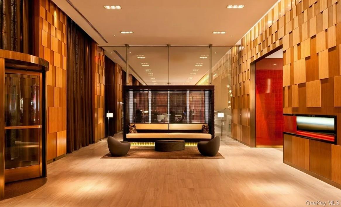 75 Wall Street Unit 36R, Manhattan NY 10005