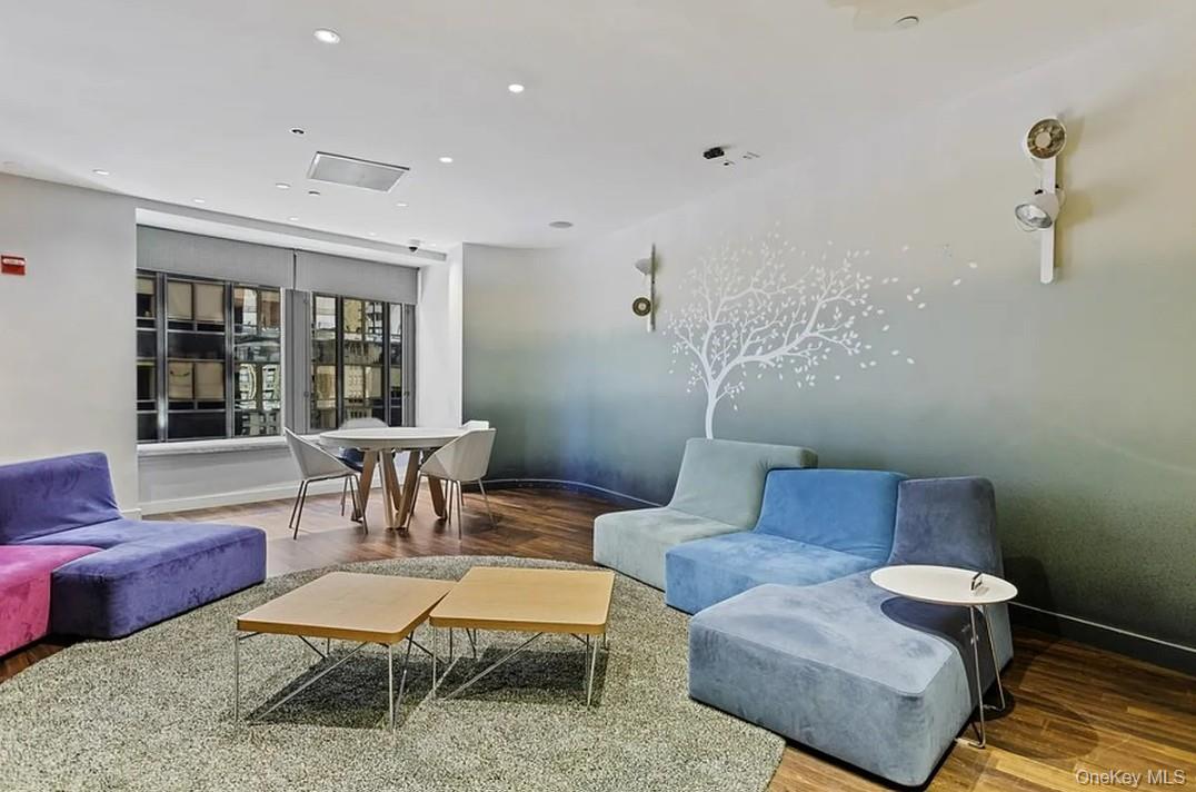 75 Wall Street Unit 36R, Manhattan NY 10005