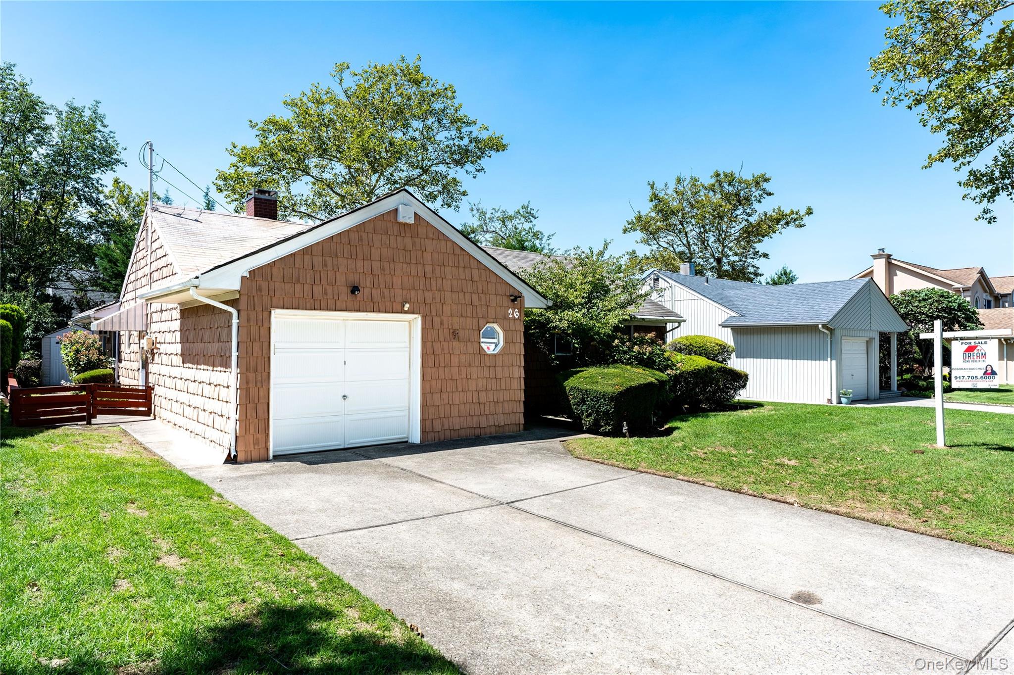 26 Sycamore Road, Valley Stream NY 11581