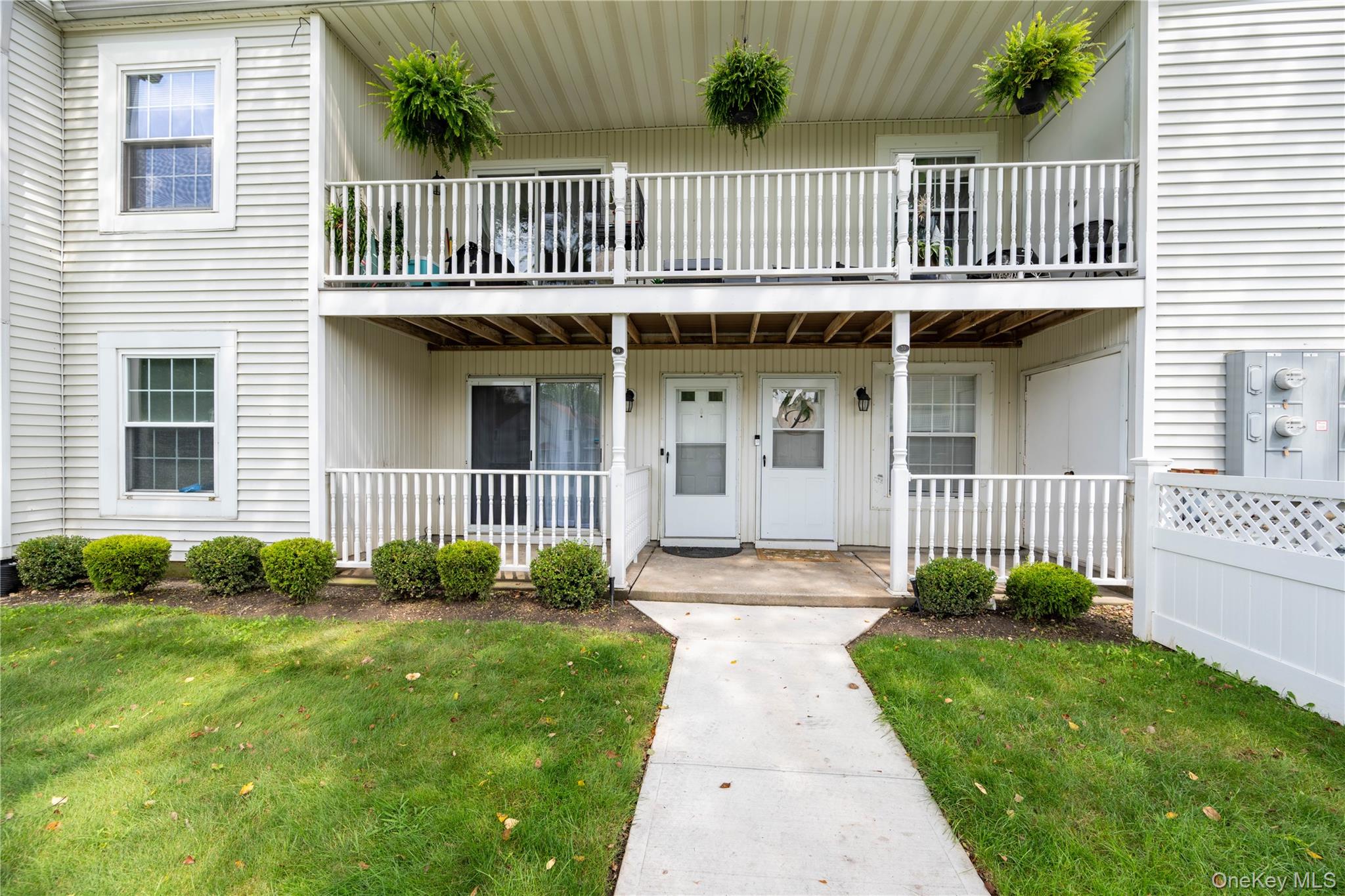 69 Fairview Circle, Middle Island NY 11953