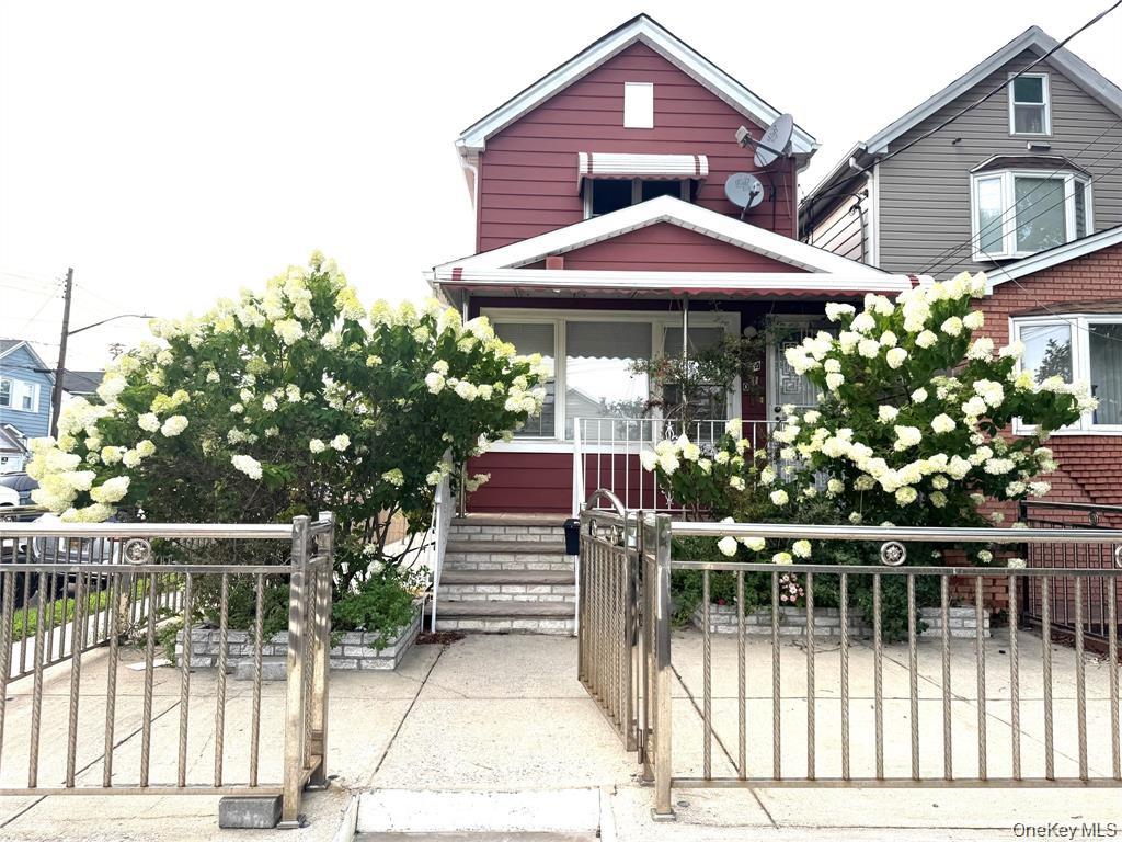 124-01 111, Richmond Hill NY 11420