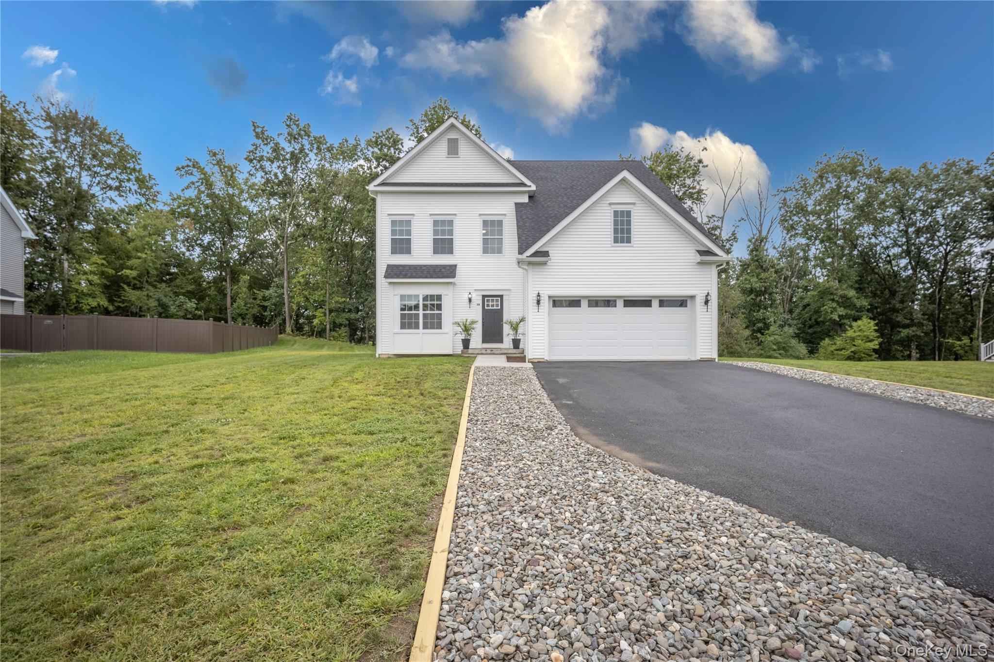 18 Page Court, Poughkeepsie NY 12603