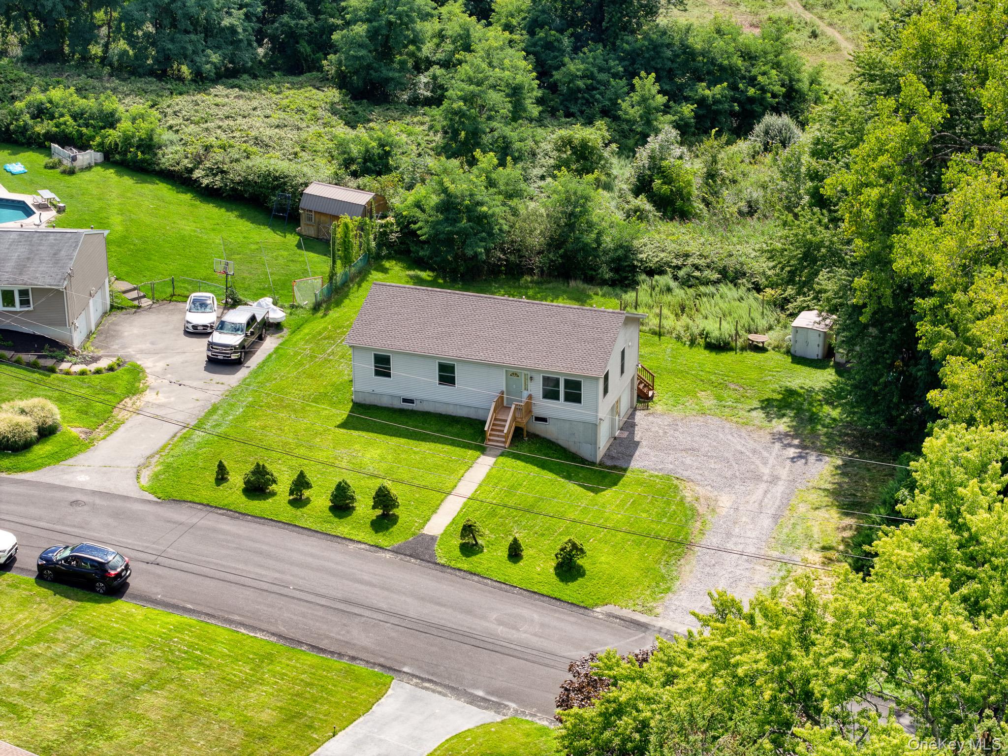 200 Doris Street, Port Ewen NY 12466