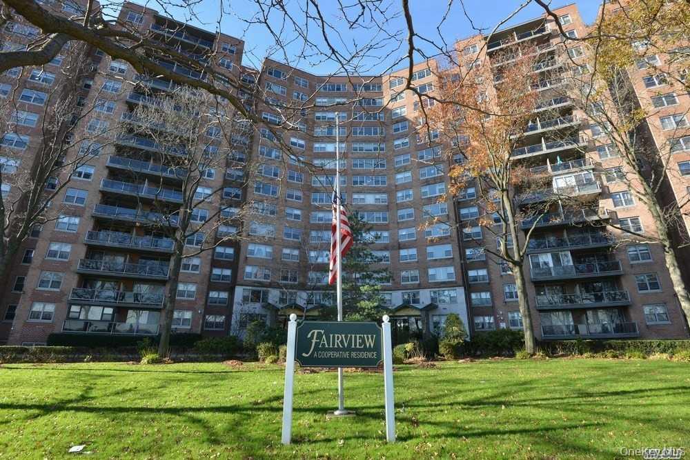61-20 Grand Central Parkway Unit C 905, Forest Hills NY 11375