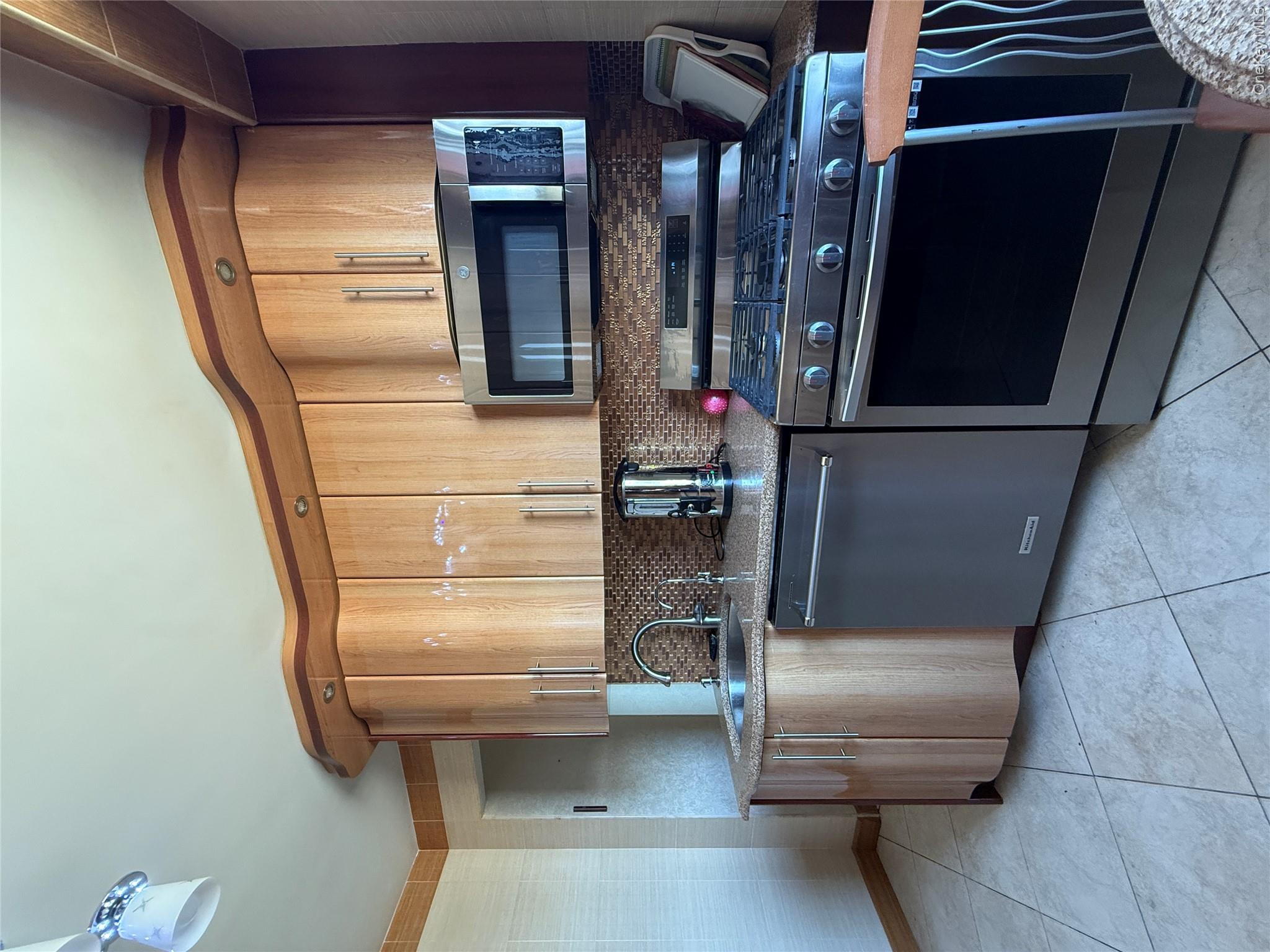 61-20 Grand Central Parkway Unit C 905, Forest Hills NY 11375