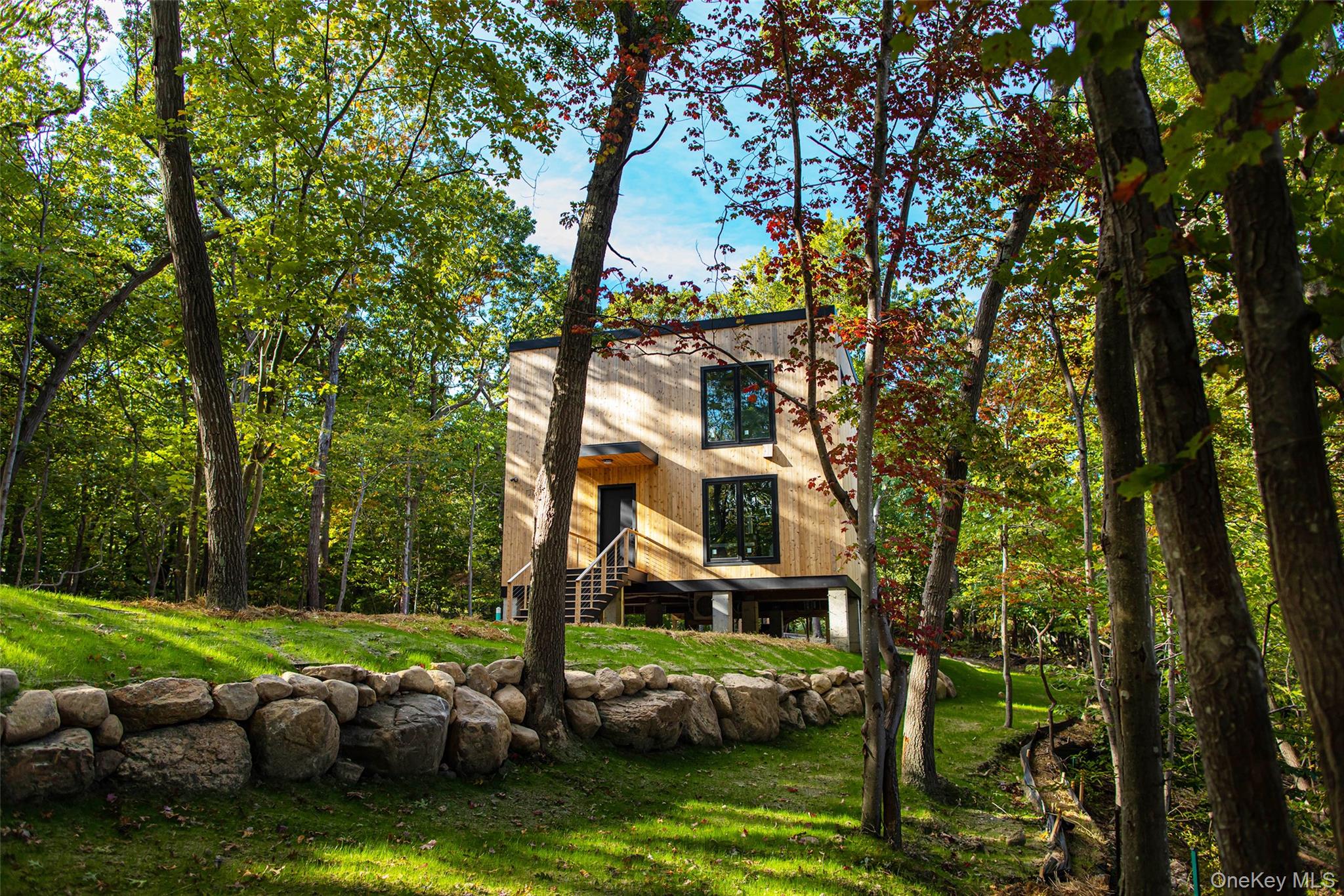 5 Oakwood Drive, Wading River NY 11792