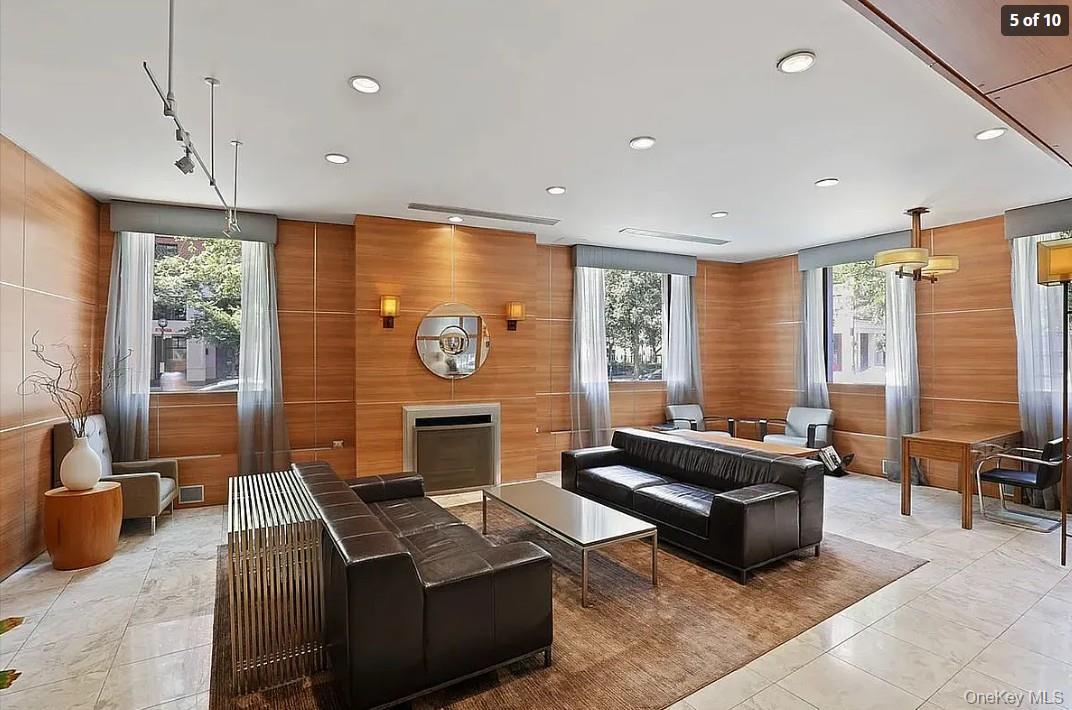 280 Rector Place Unit 9H, Manhattan NY 10280