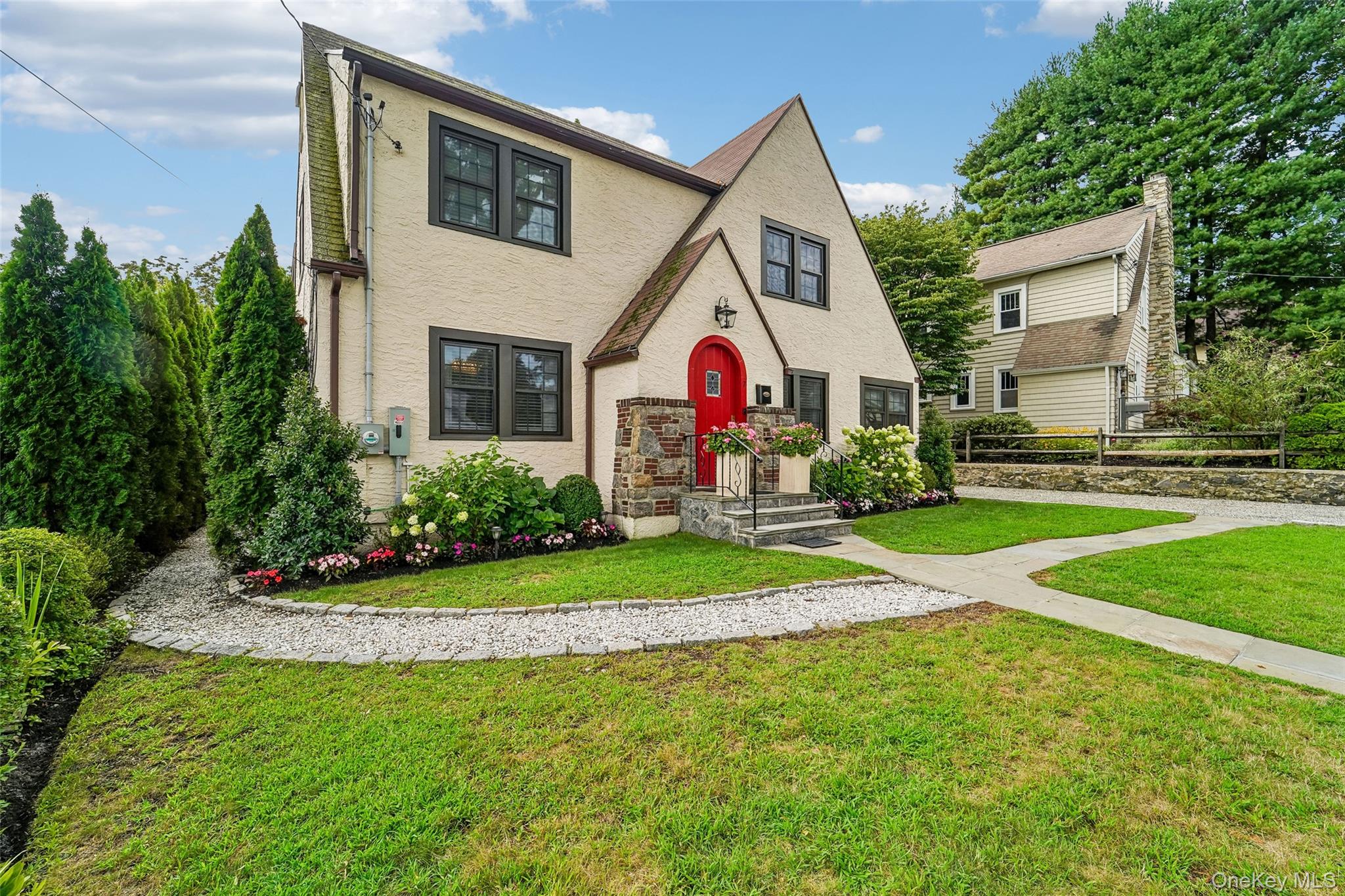 7 Parkview Court, White Plains NY 10603