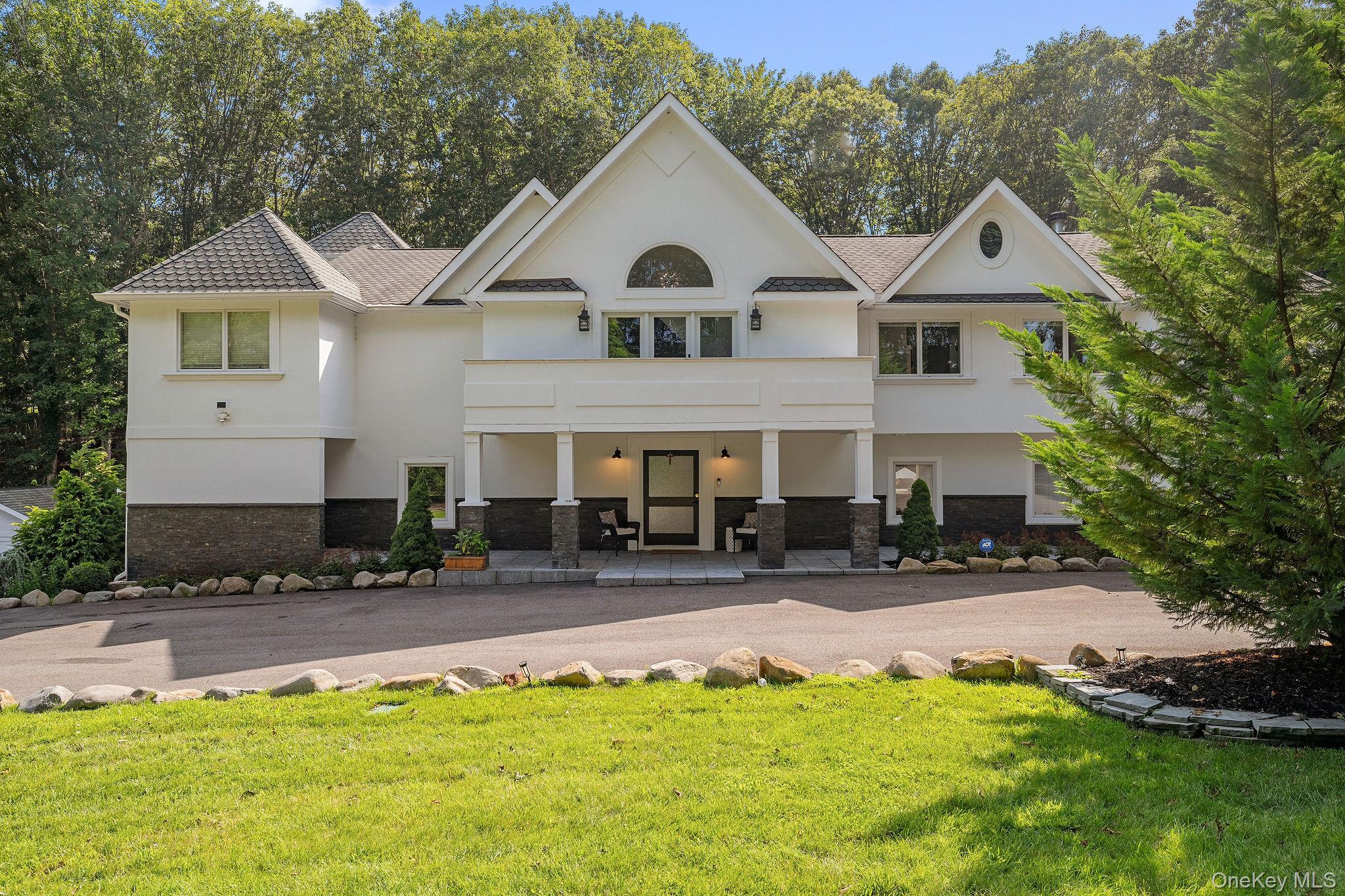 12 Seaside Drive, Belle Terre NY 11777