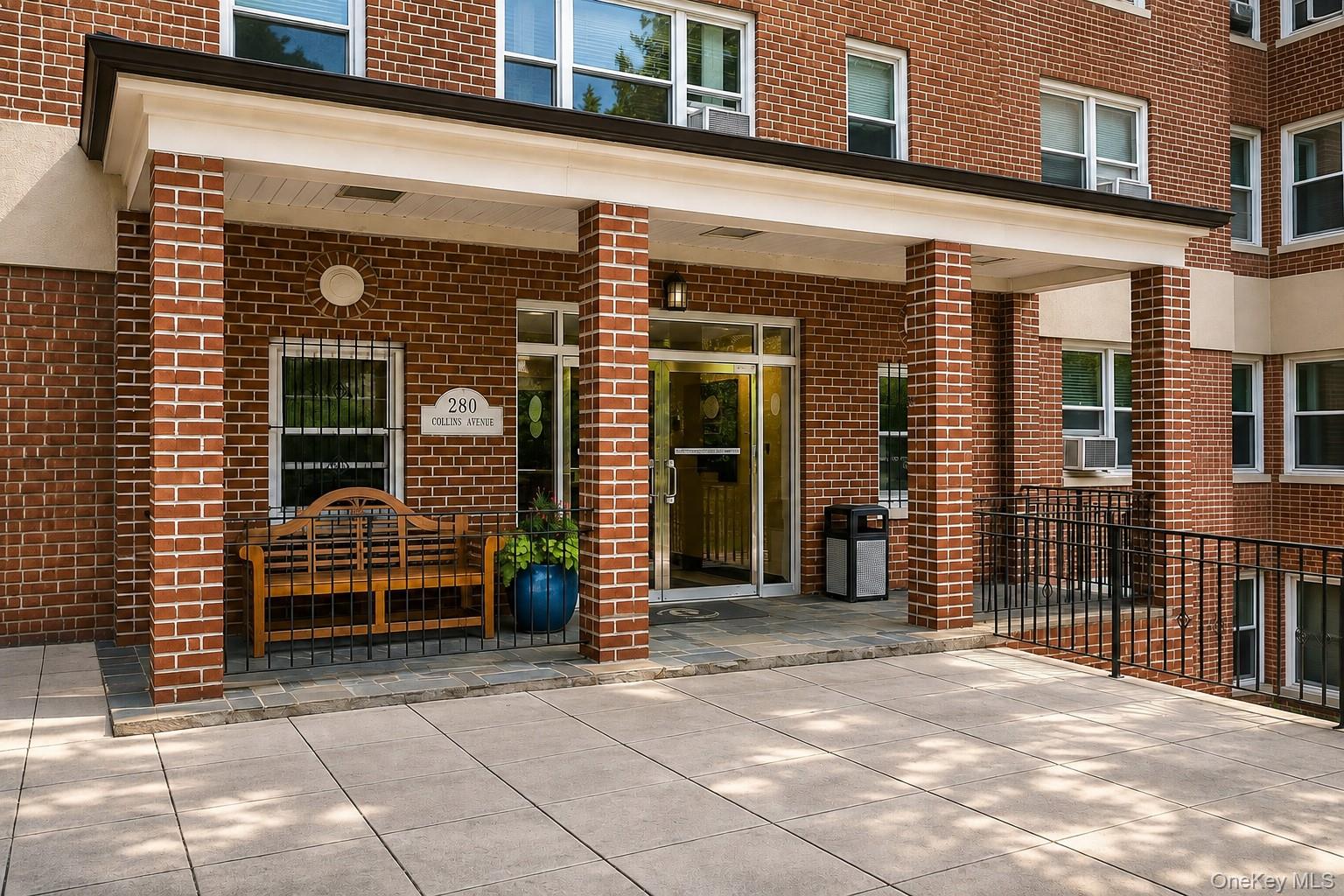 280 Collins Avenue Unit 3i, Fleetwood NY 10552
