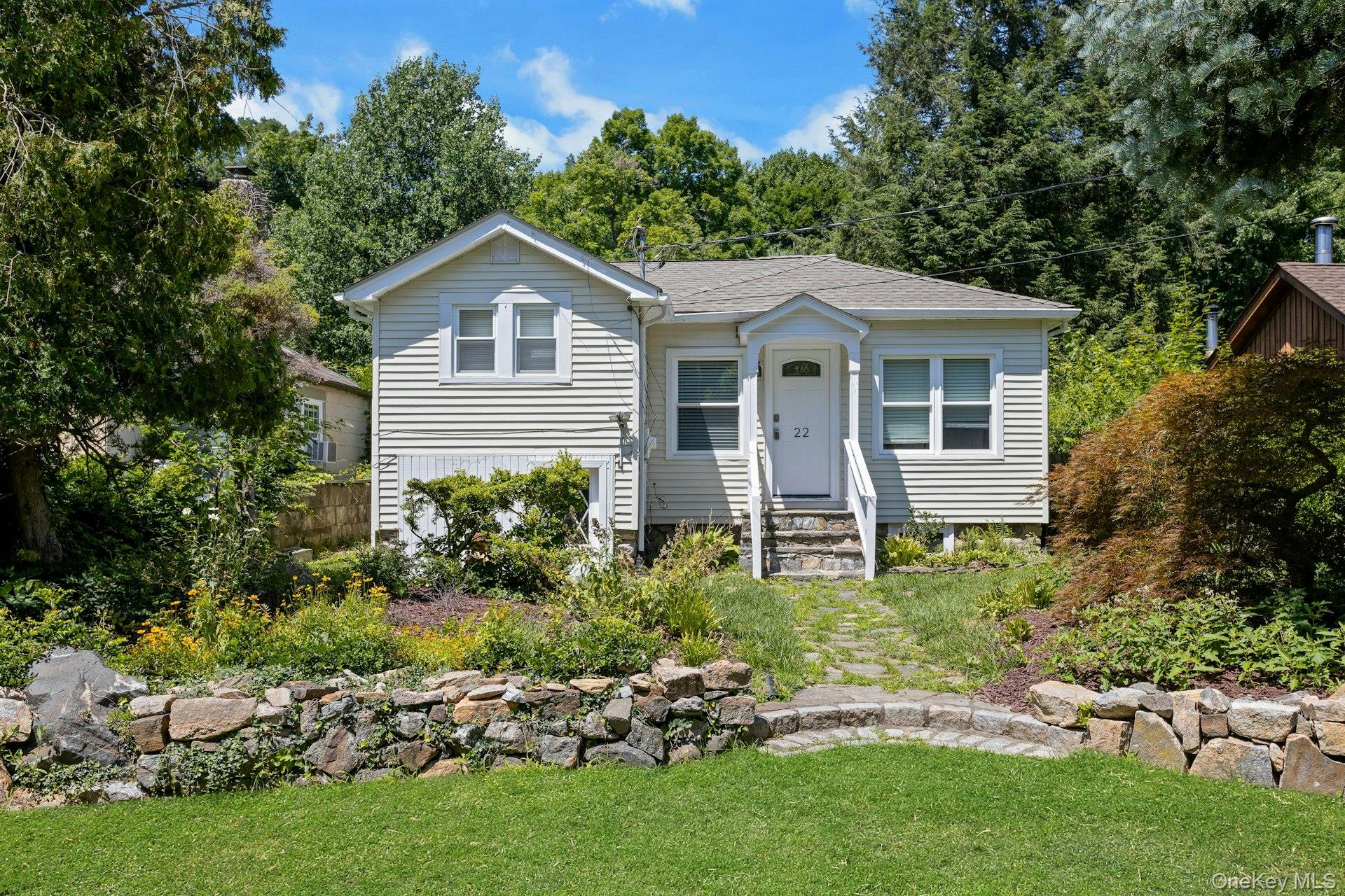 22 Larch Dr Larch Drive, Mahopac NY 10541