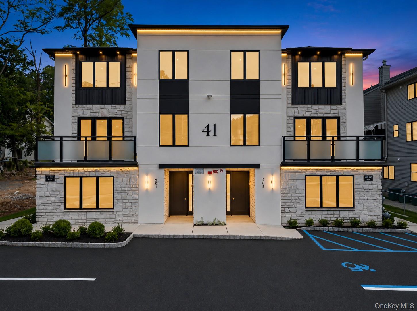 41 Saddle River Road Unit 201, Monsey NY 10952