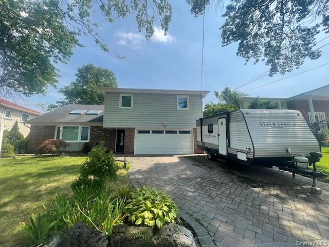 15 Captains Road, North Woodmere NY 11581