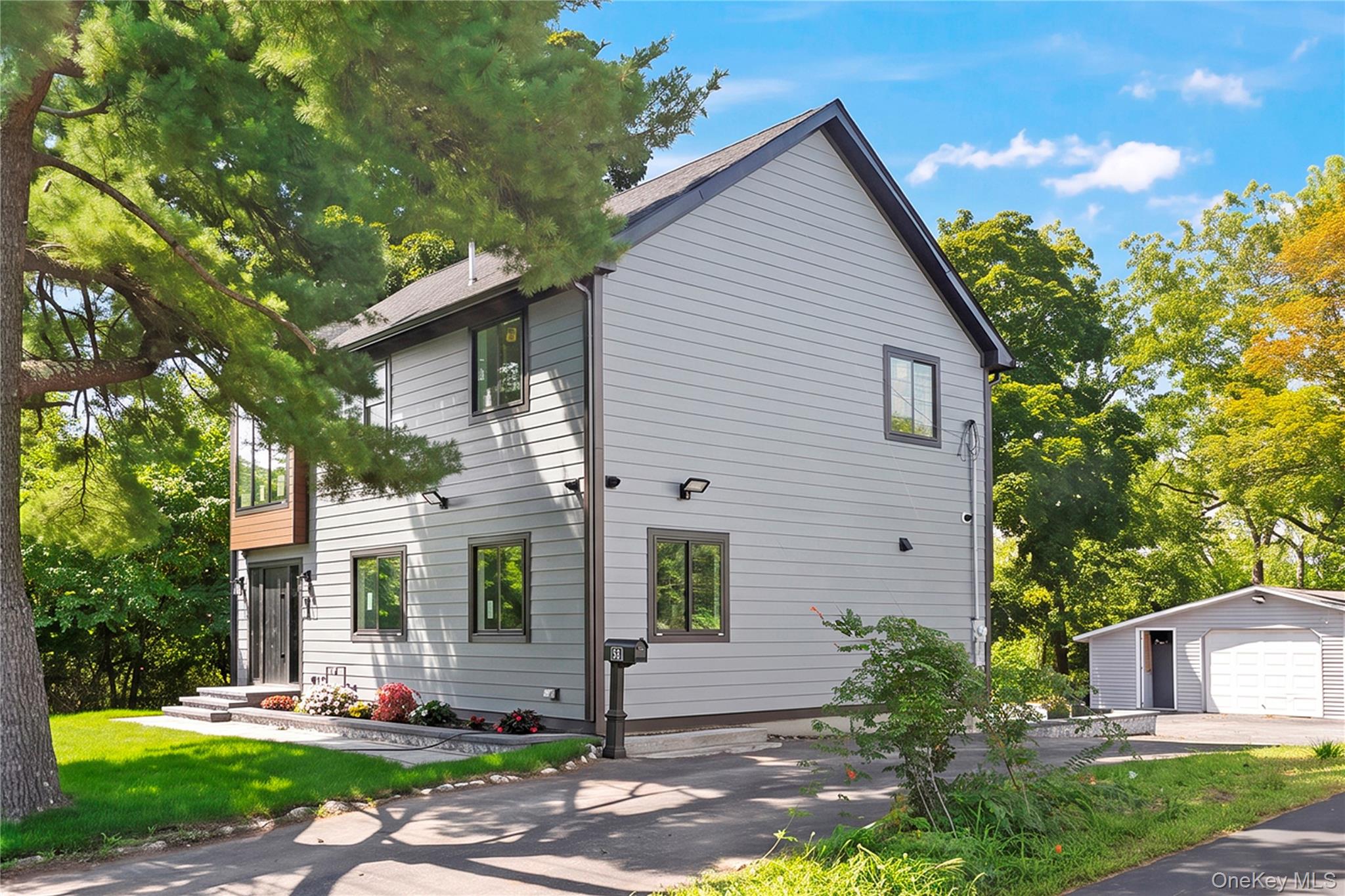 35 Harry Howard Avenue, Hudson NY 12534