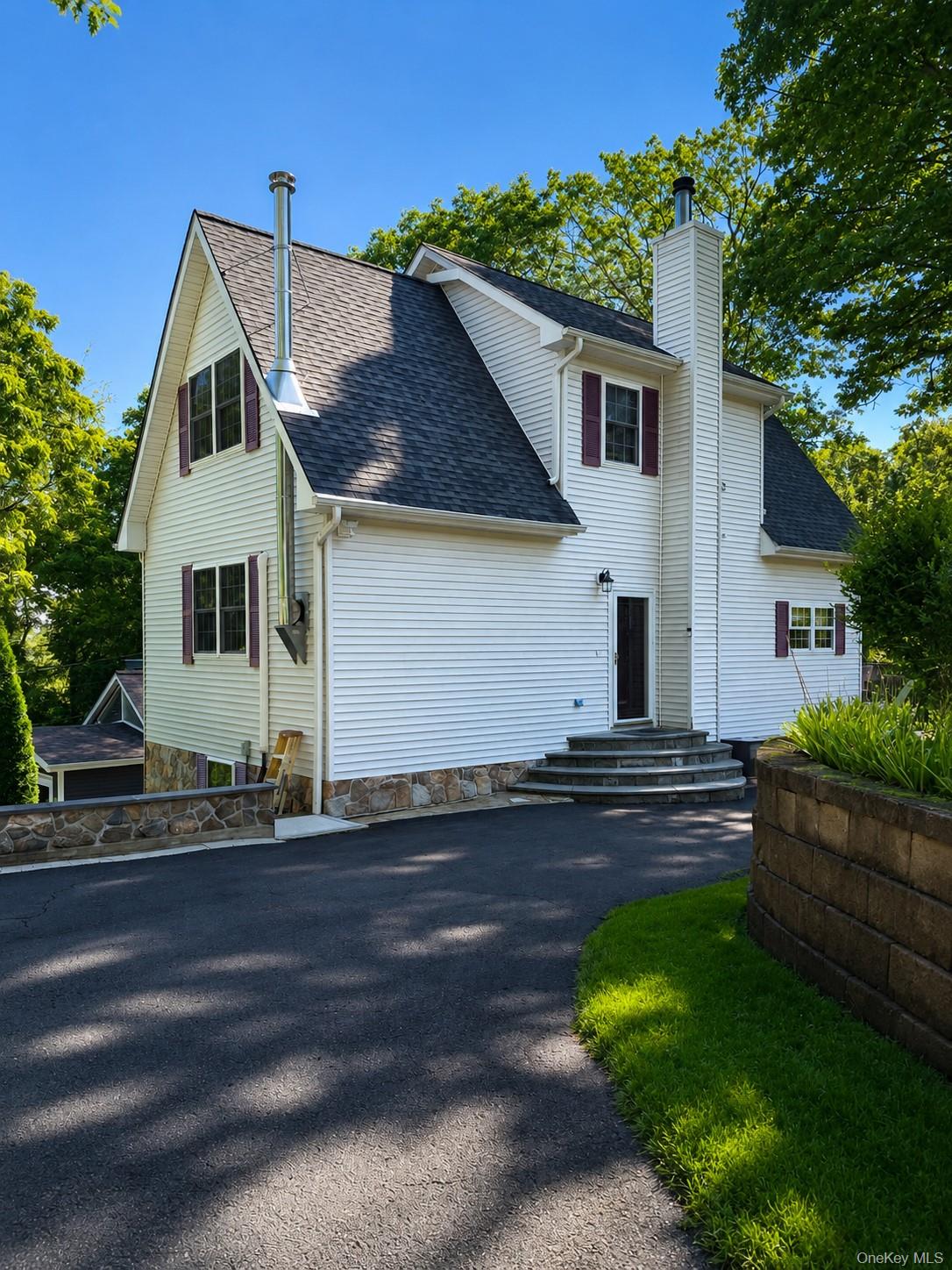 10 Jay Court, Carmel NY 10512