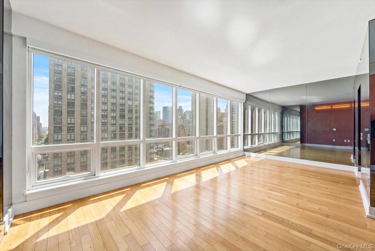 350 W 42nd Street Unit 19I, Manhattan NY 10036