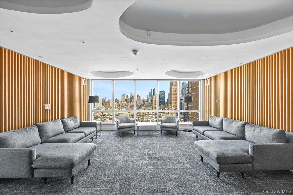 350 W 42nd Street Unit 19I, Manhattan NY 10036