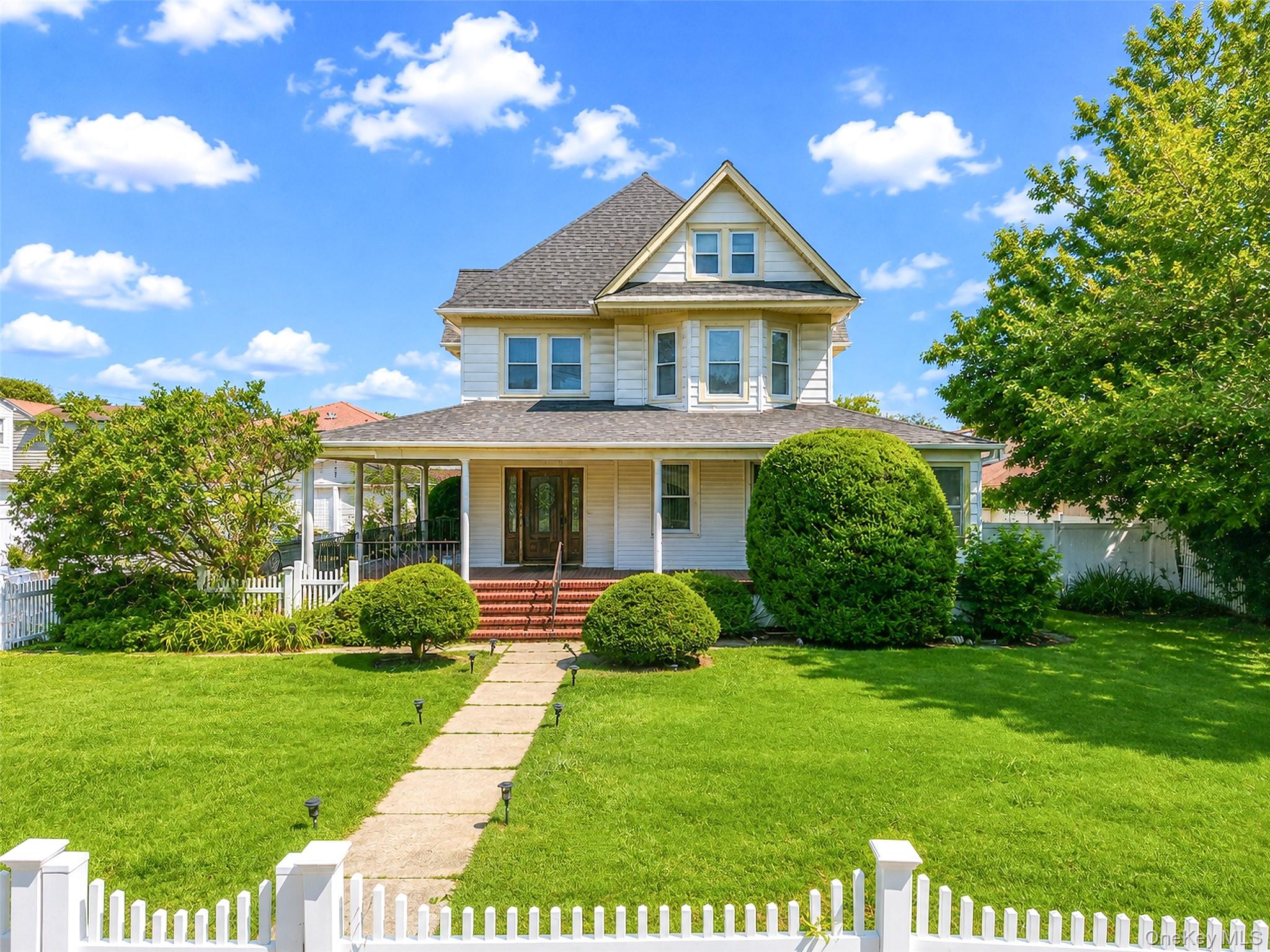 871 Rockaway Avenue, Valley Stream NY 11581