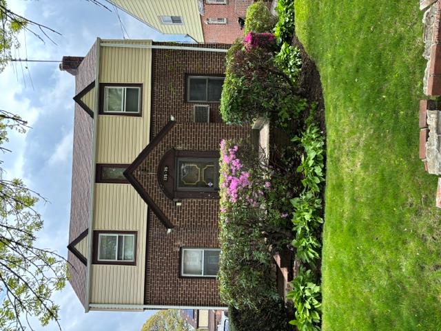 13535 226th Street, Laurelton NY 11413