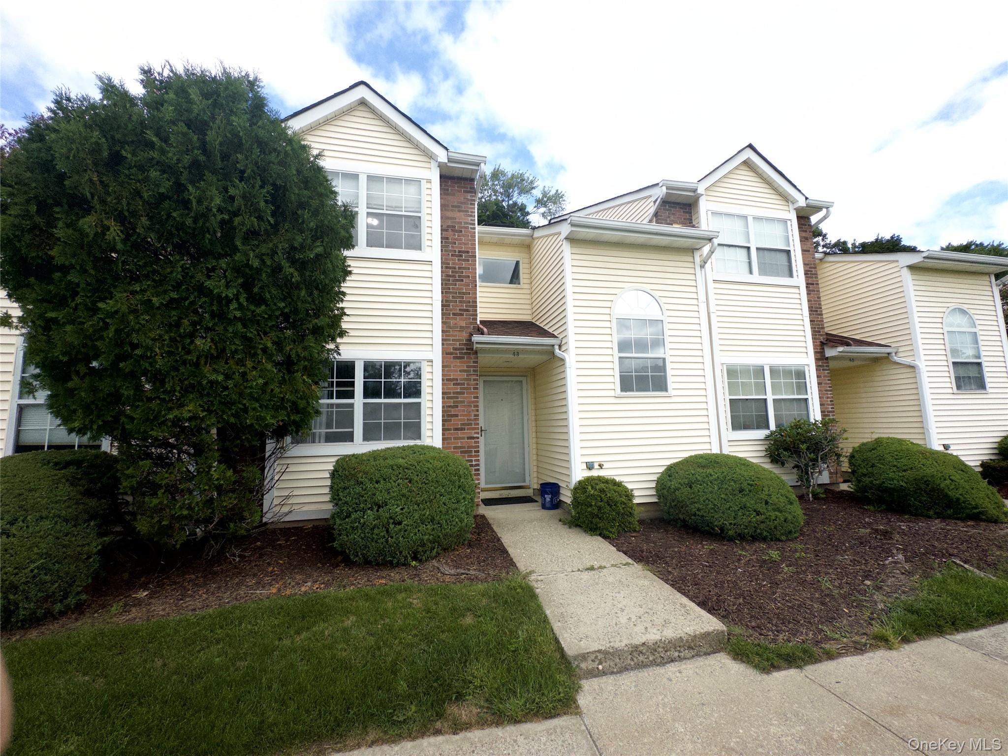 43 Brick Pond Road, Middletown NY 10940