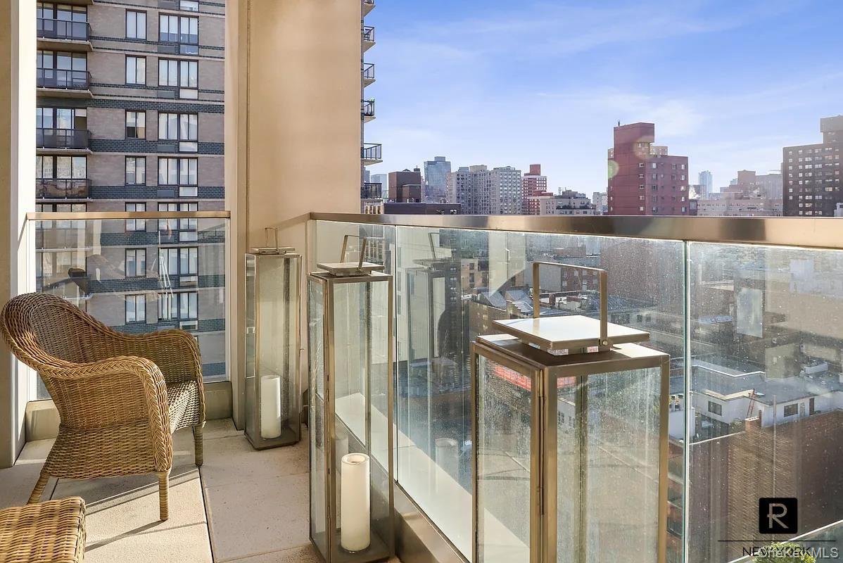 160 East 22nd Street Unit 18-A, Manhattan NY 10010
