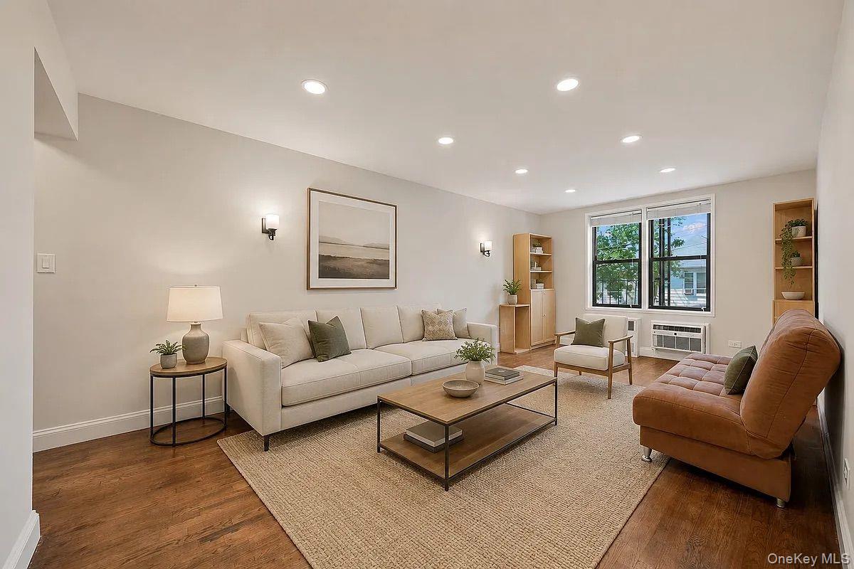 50-21 39th Place Unit 2E, Sunnyside NY 11104
