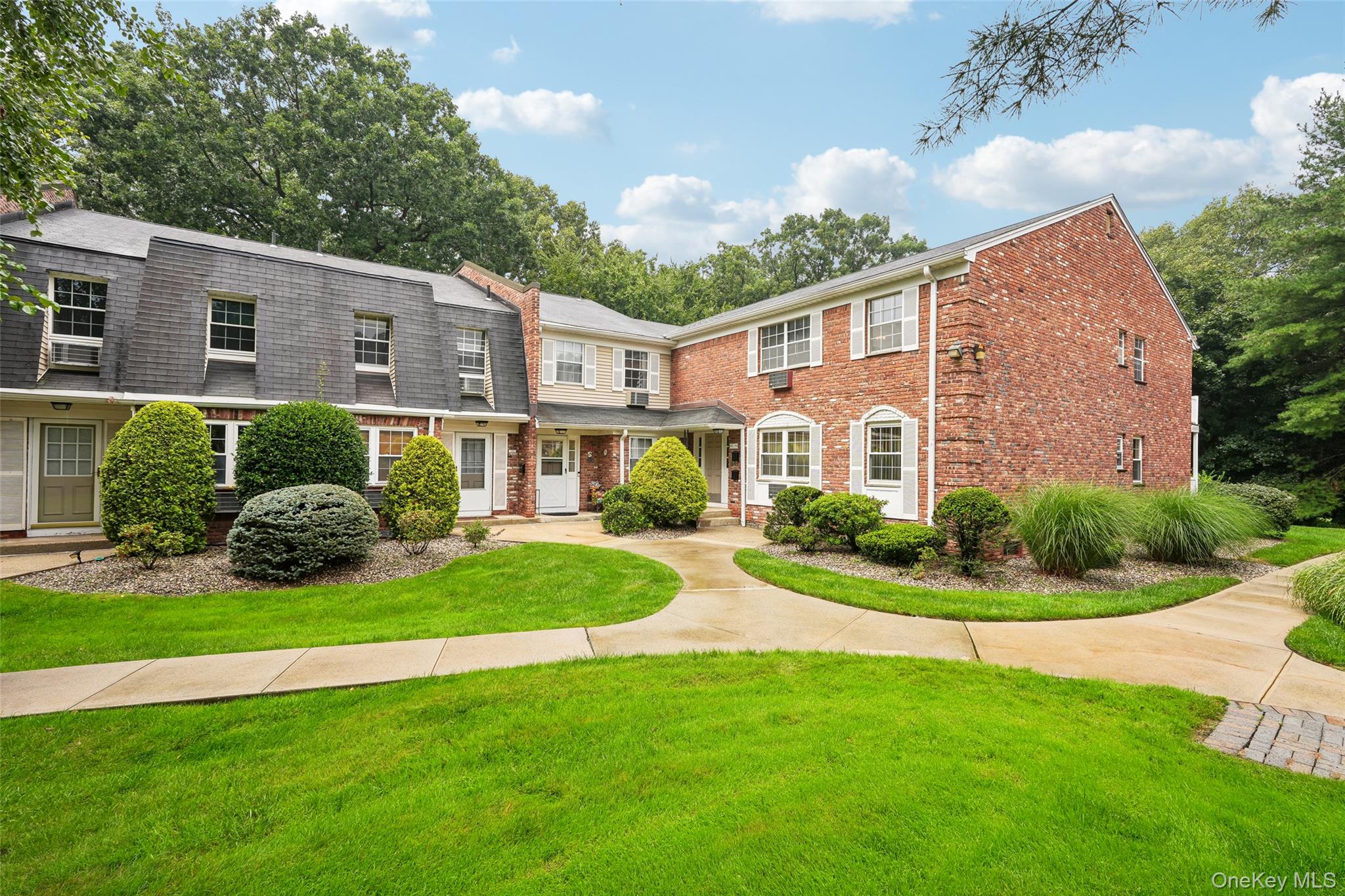 192 Doxbury Lane, Suffern NY 10901