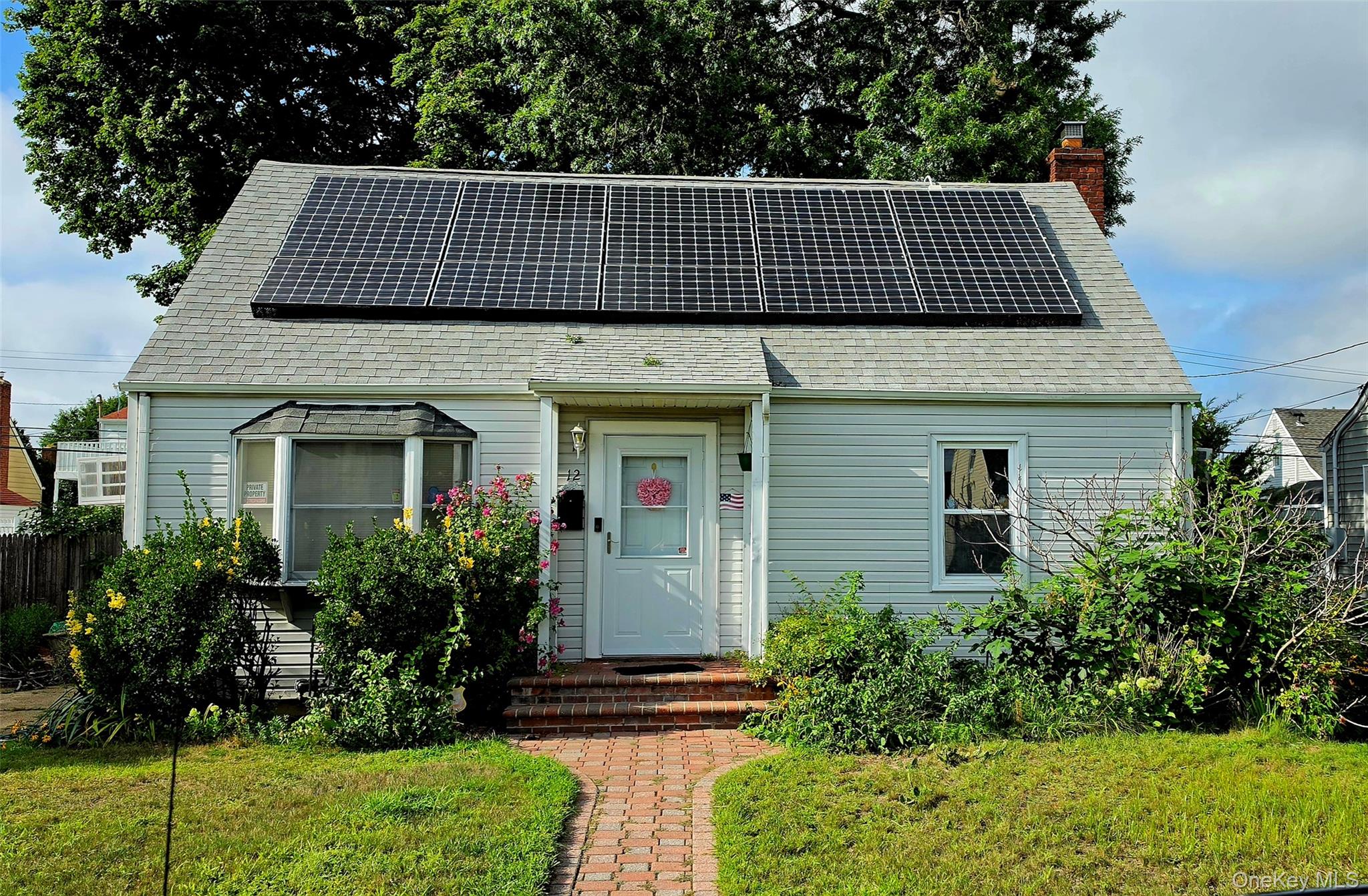 12 Robert Street, Hicksville NY 11801