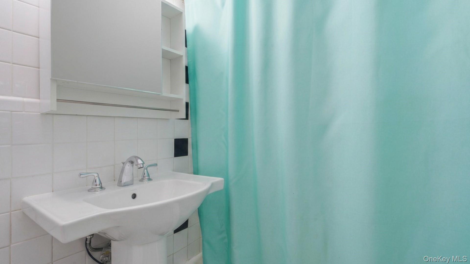 649 2nd Avenue Unit 2H, Manhattan NY 10016