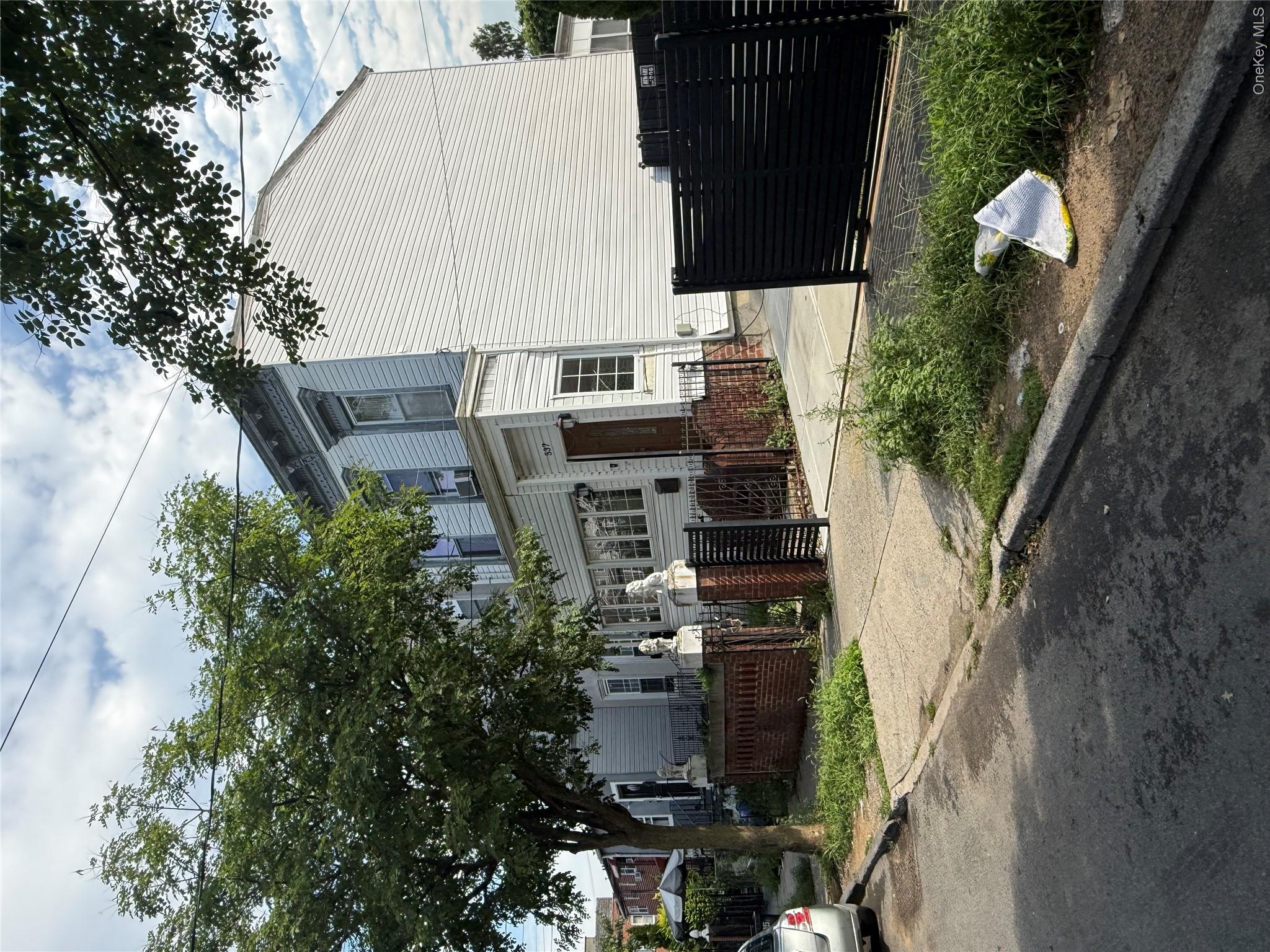 537 Jerome Street, Brooklyn NY 11207
