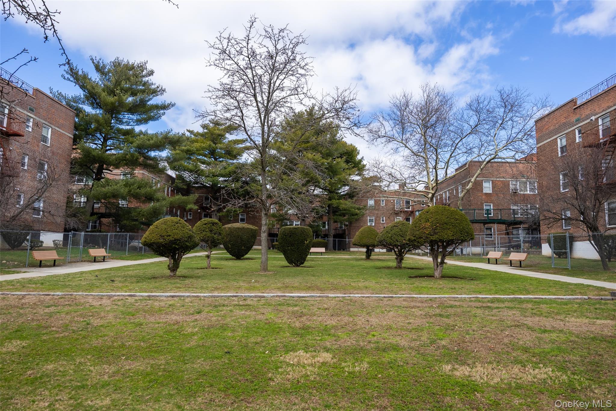 69-12 140th Street Unit 2C, Flushing NY 11367