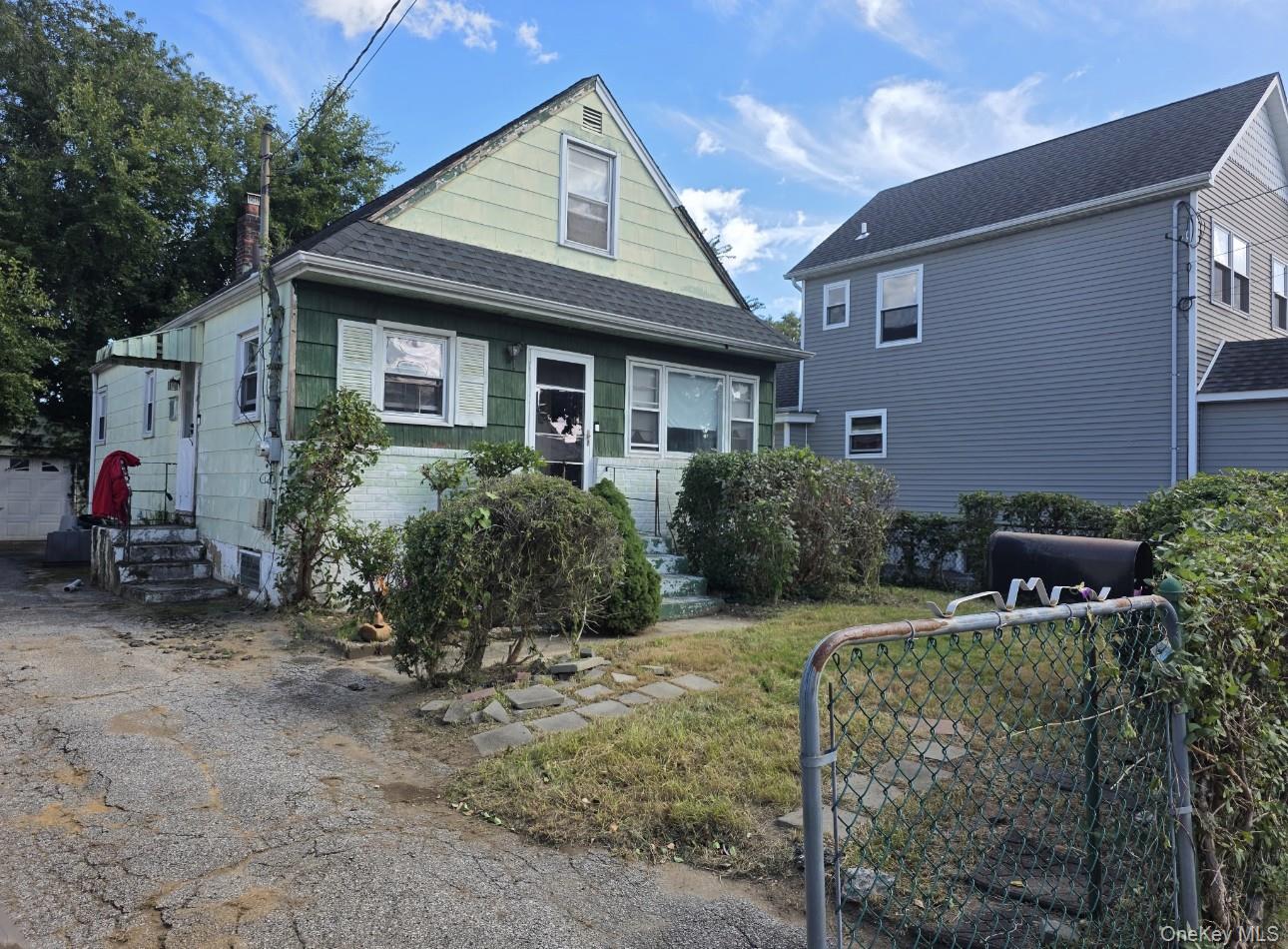283 Doherty Avenue, Elmont NY 11003