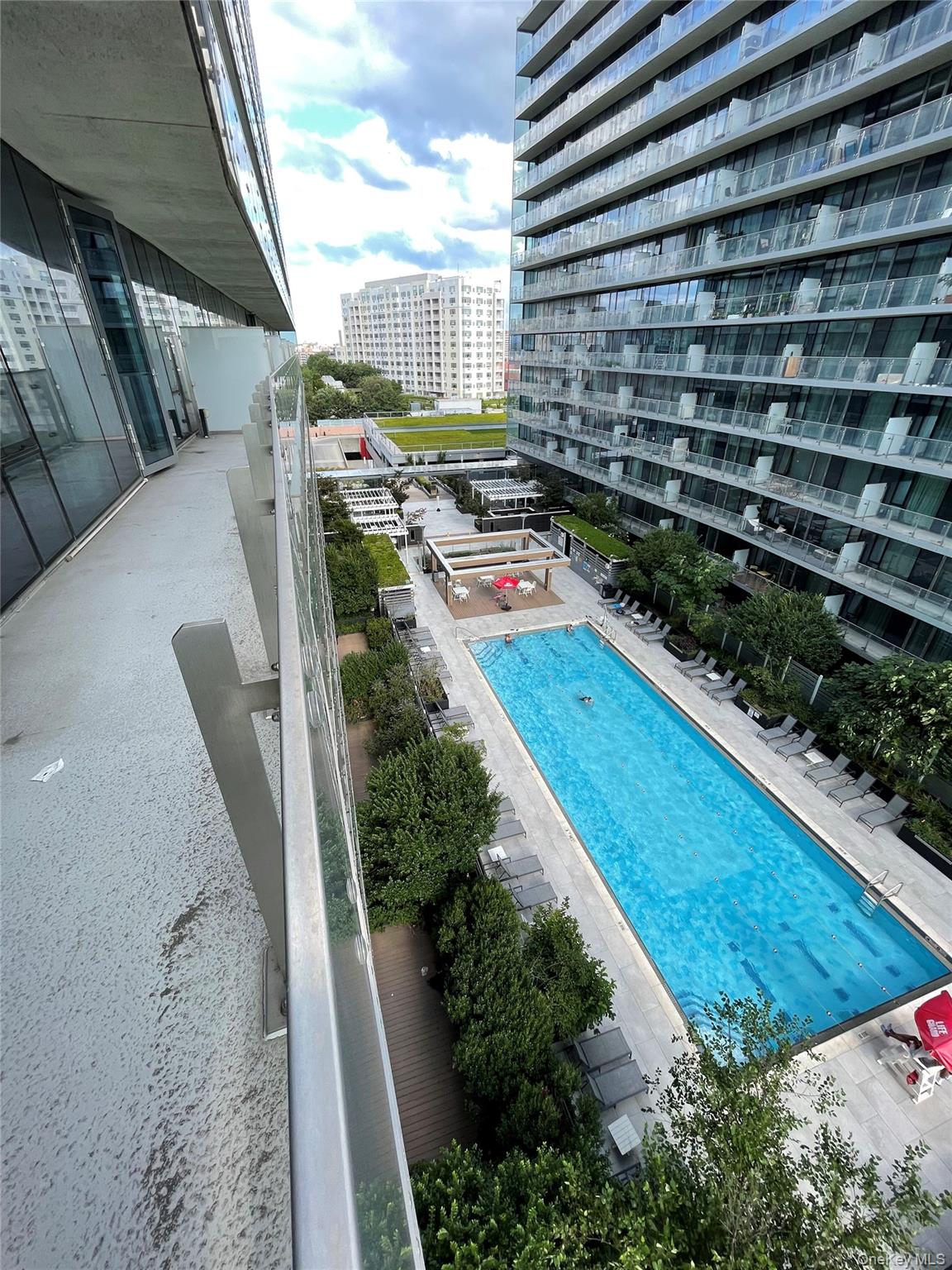 131-05 40th Road Unit 15M, Flushing NY 11354