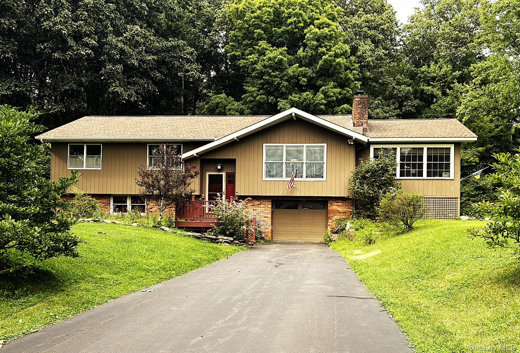 33 Twin Bridges Road, Copake NY 12516
