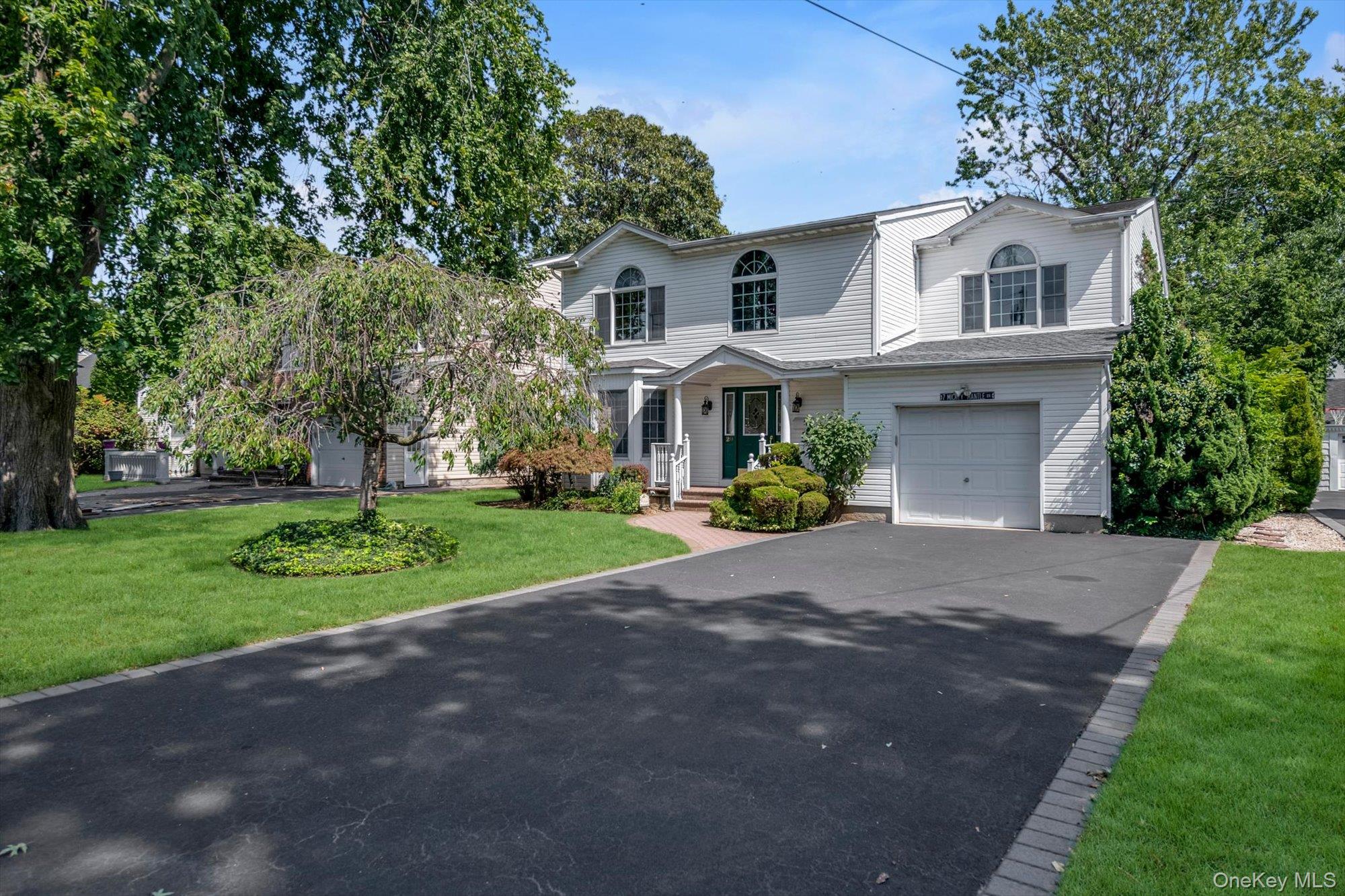 20 Rhame Avenue, East Rockaway NY 11518