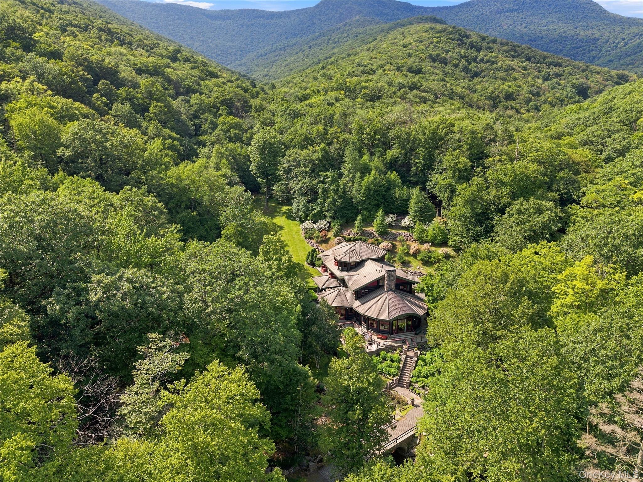 397 Moonhaw Road, West Shokan NY 12494