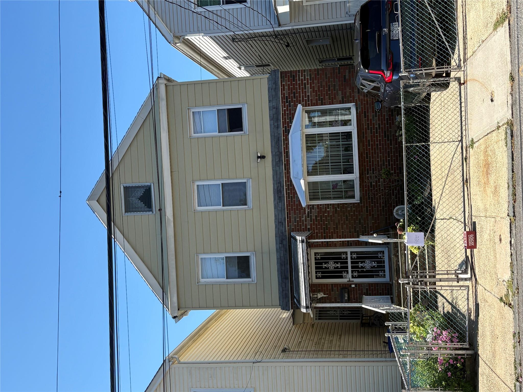 168 Winfred Avenue, Yonkers NY 10704