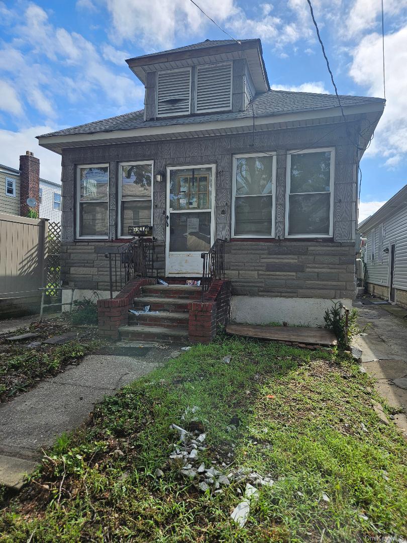 2547 123rd Street, College Point NY 11354