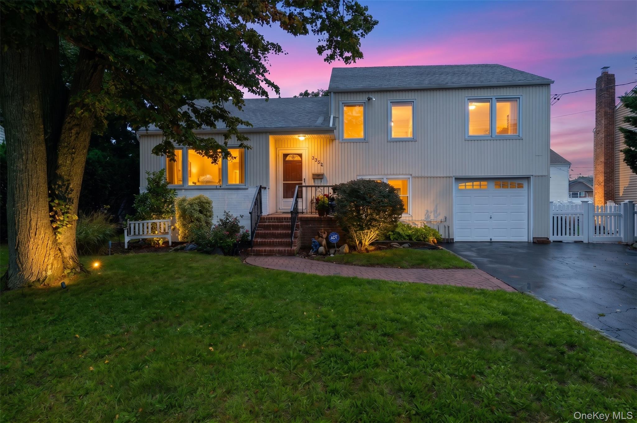 3352 4th Street, Oceanside NY 11572
