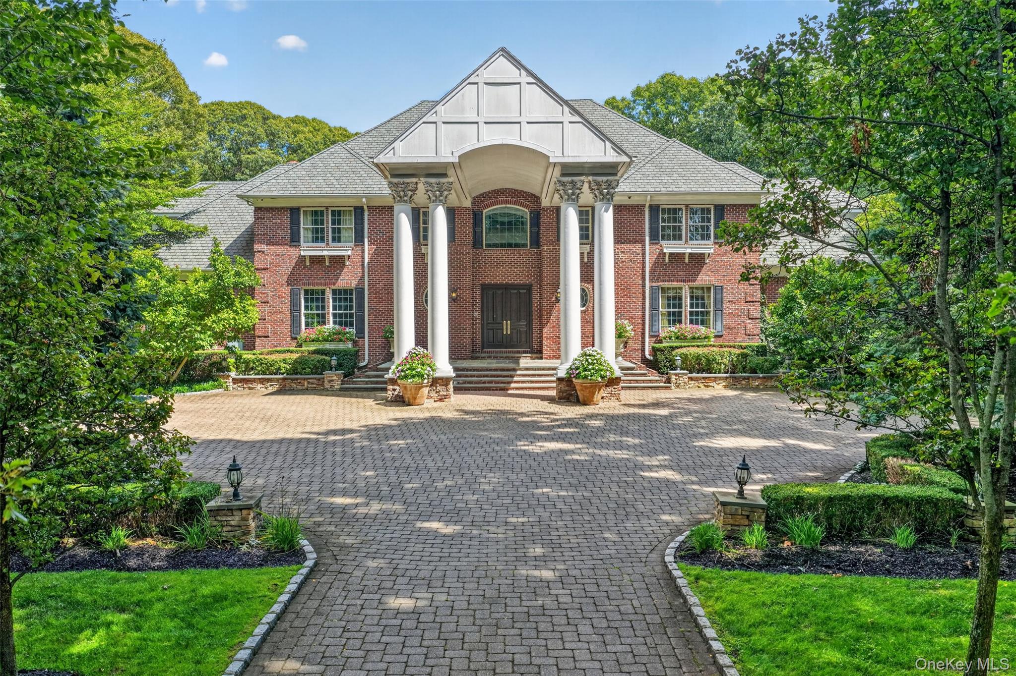 11 Danton Lane N, Locust Valley NY 11560