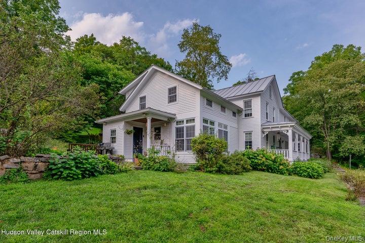 583 Swartekill Road, New Paltz NY 12561