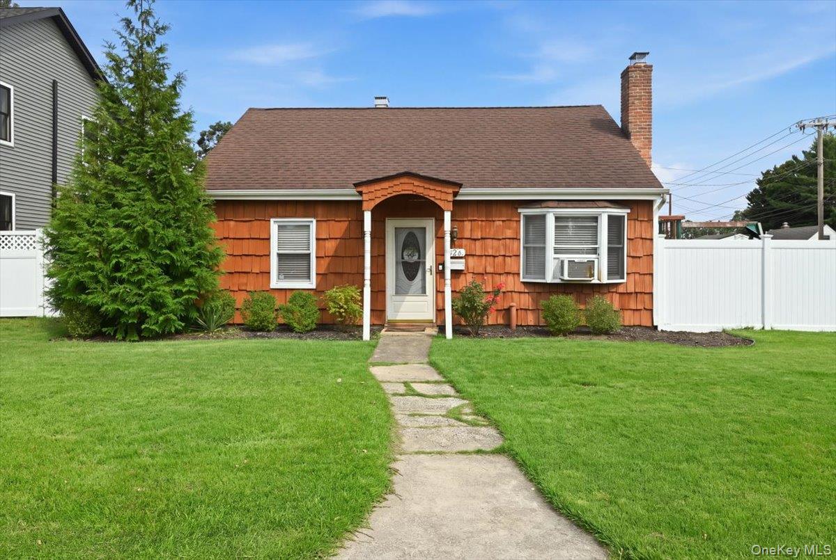 626 Central Avenue, Massapequa NY 11758
