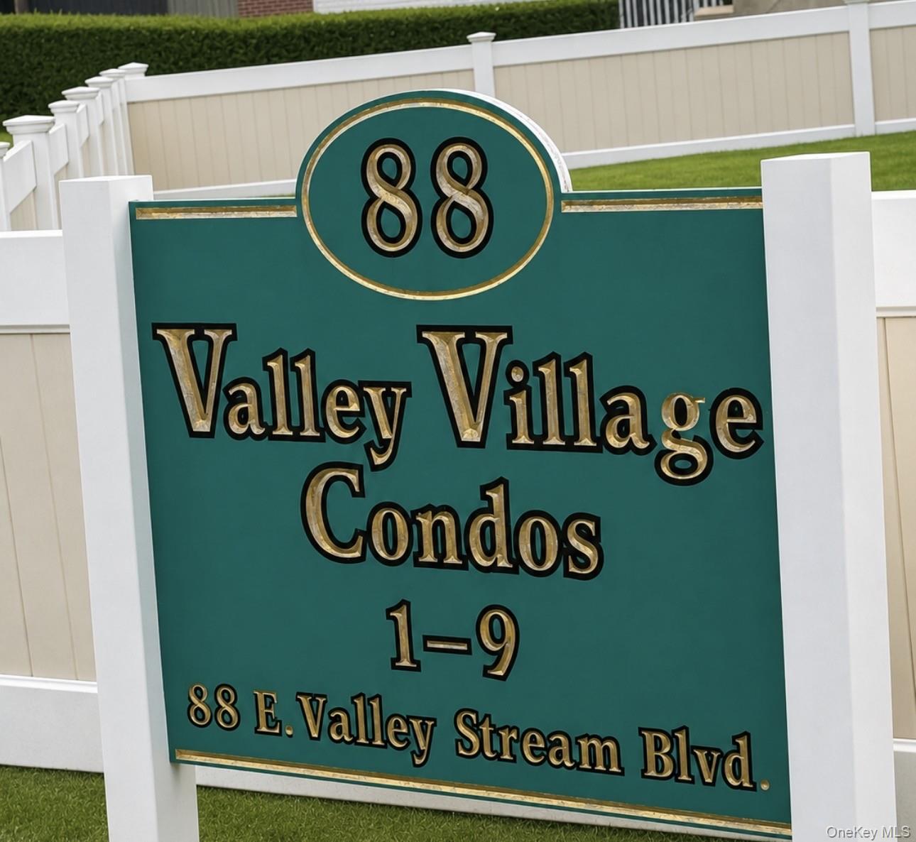 88 E Valley Stream Boulevard Unit 6, Valley Stream NY 11580