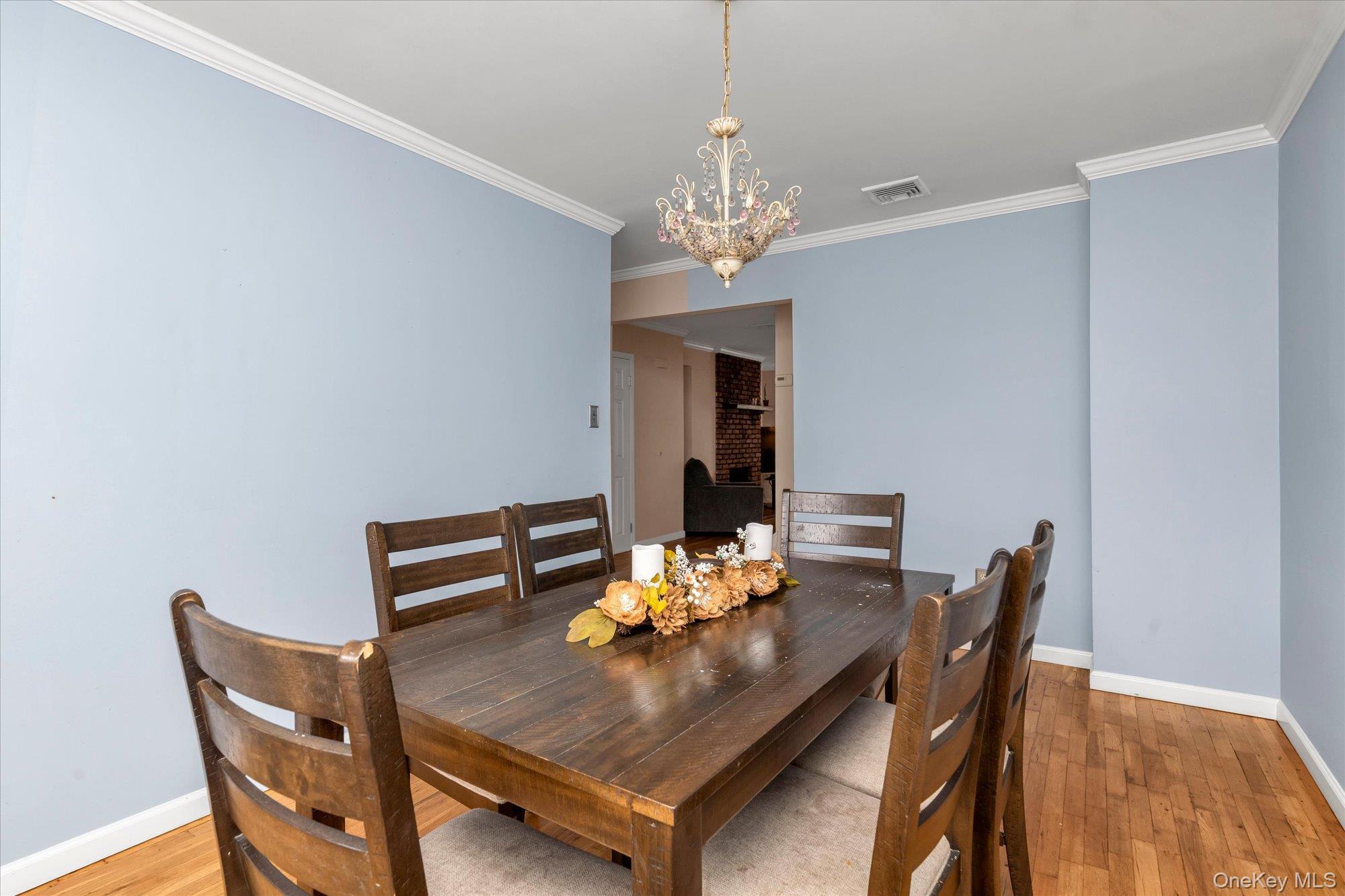 88 E Valley Stream Boulevard Unit 6, Valley Stream NY 11580