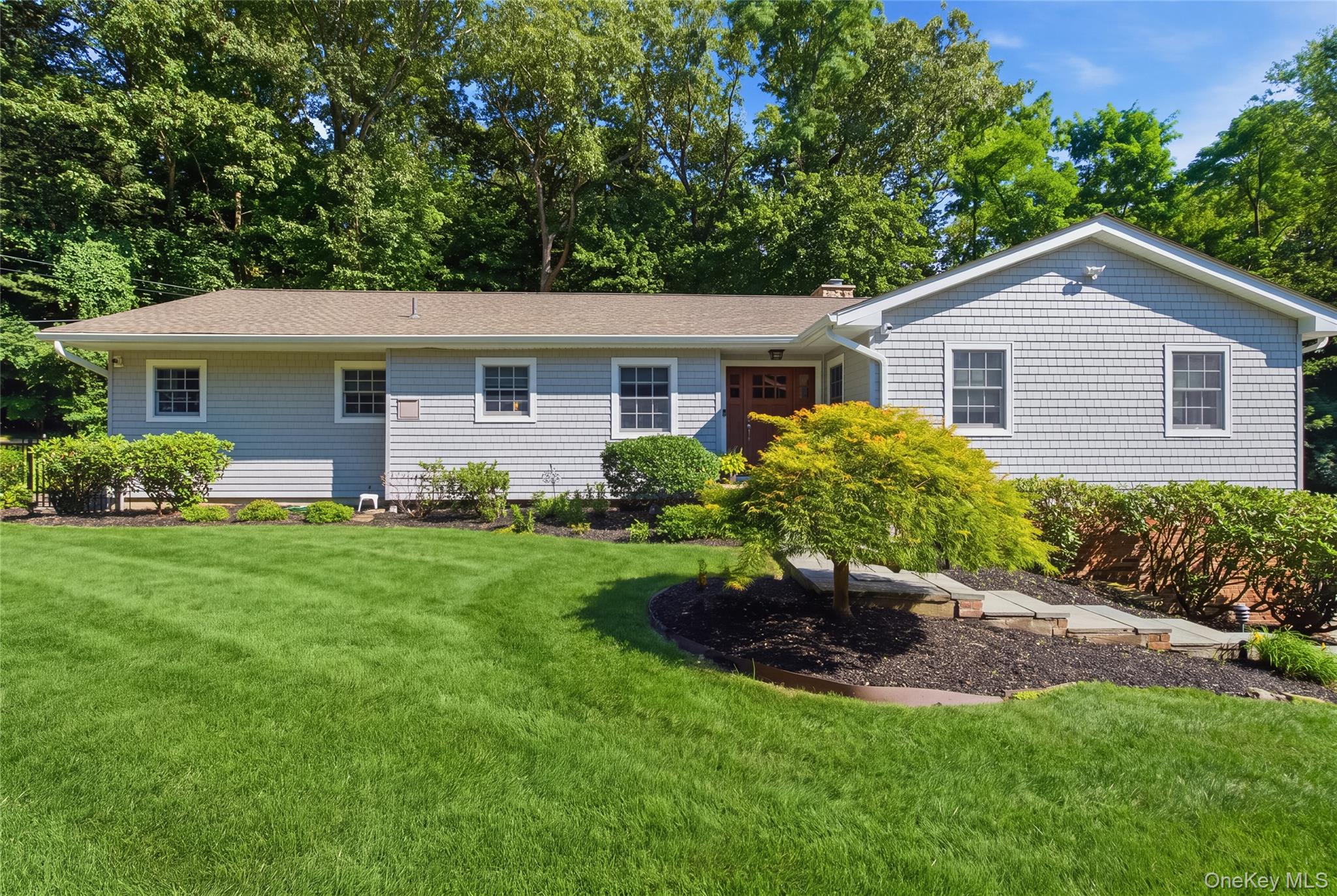 30 Cove Road, Huntington NY 11743
