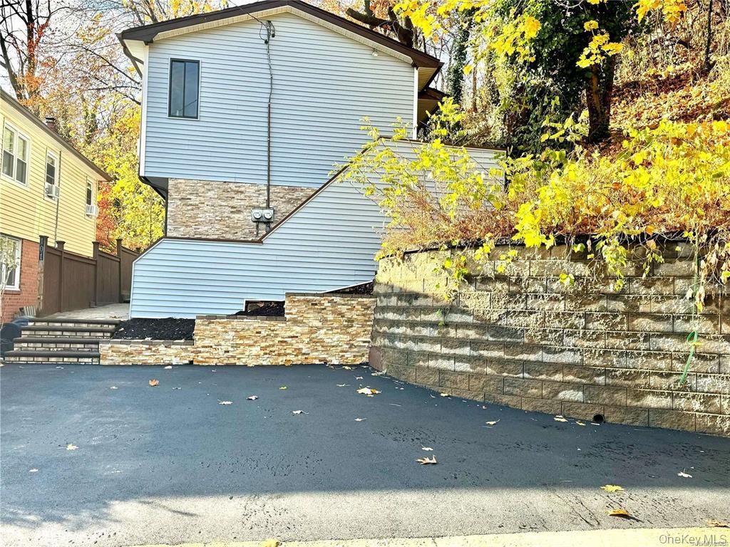 101 Firwood Road, Port Washington NY 11050