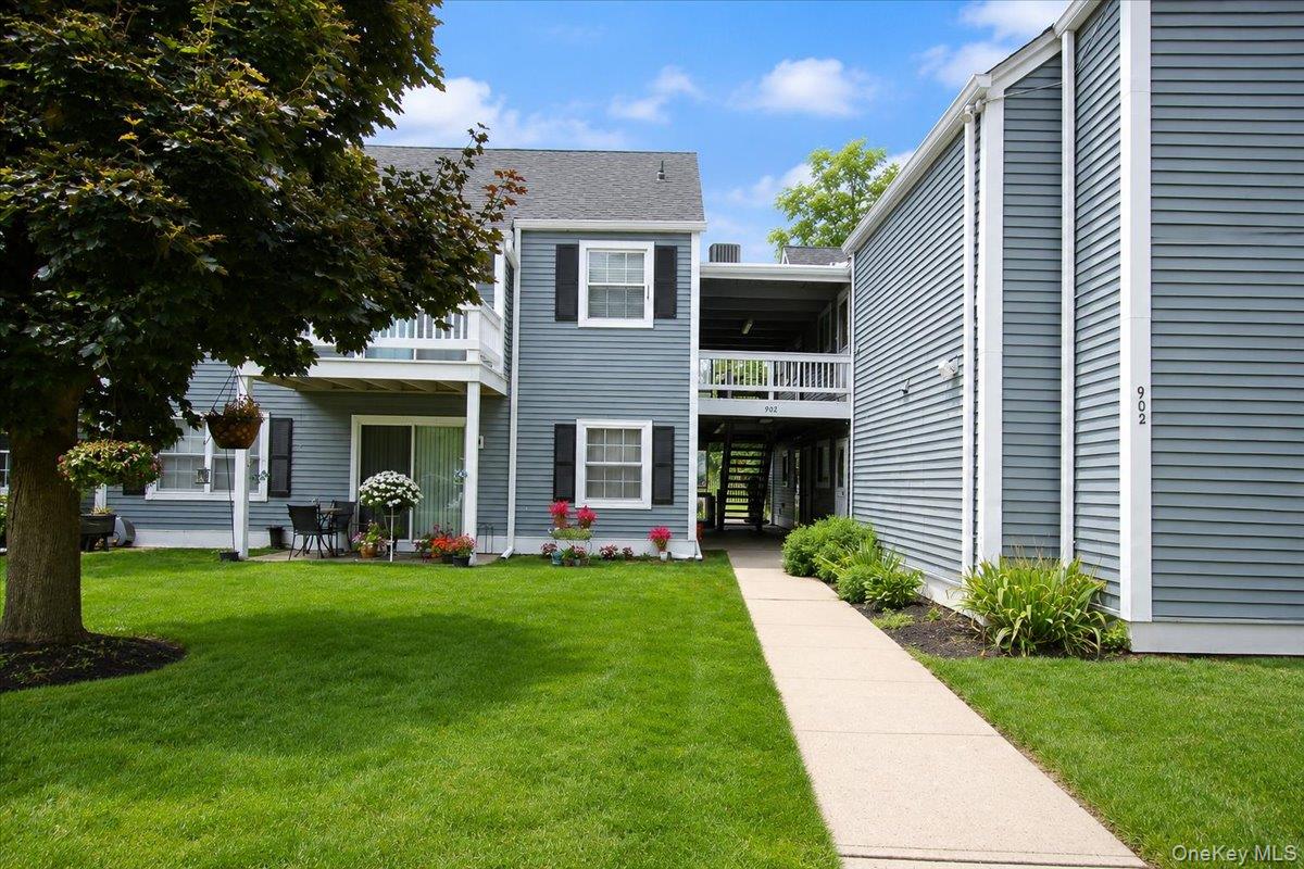 902 Commons Way Unit D, Fishkill NY 12524