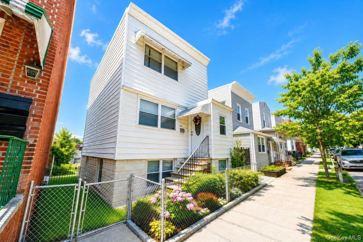 1921 Edison Avenue, Bronx NY 10461